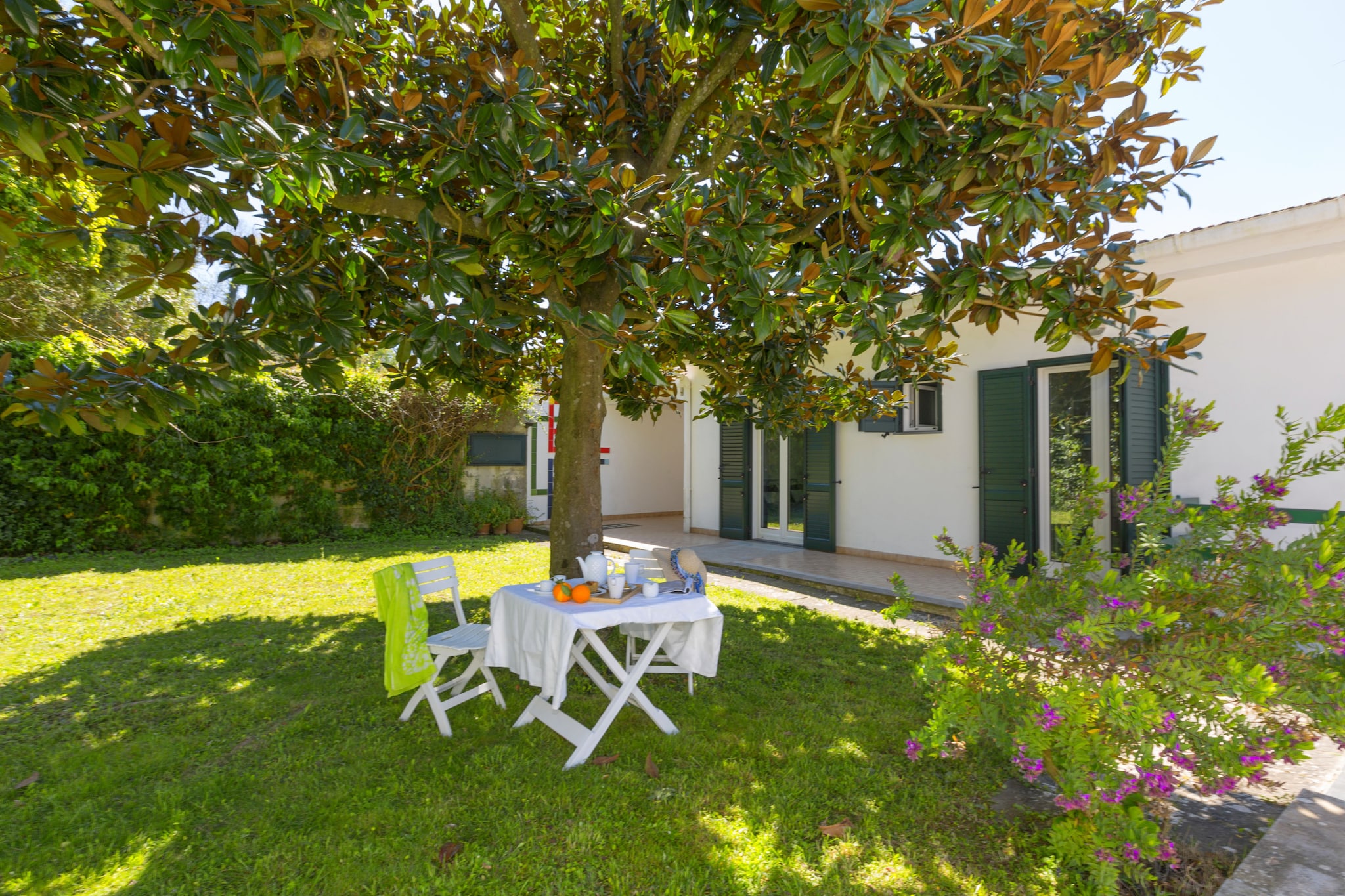 Estate4home - Villa Corinna-Gardens summer