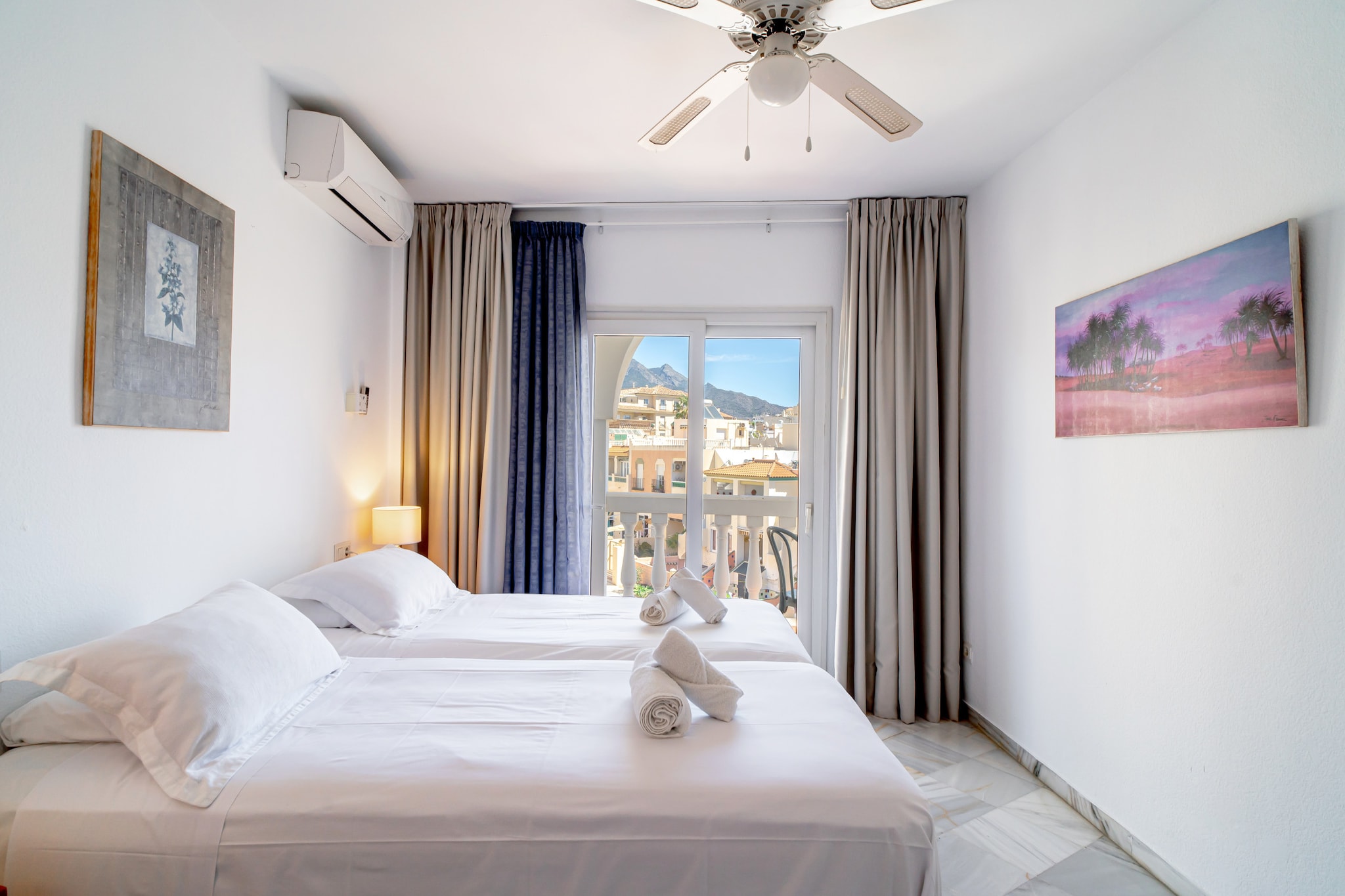 Stella Maris Beachfront 3A by Casasol-Schlafzimmer