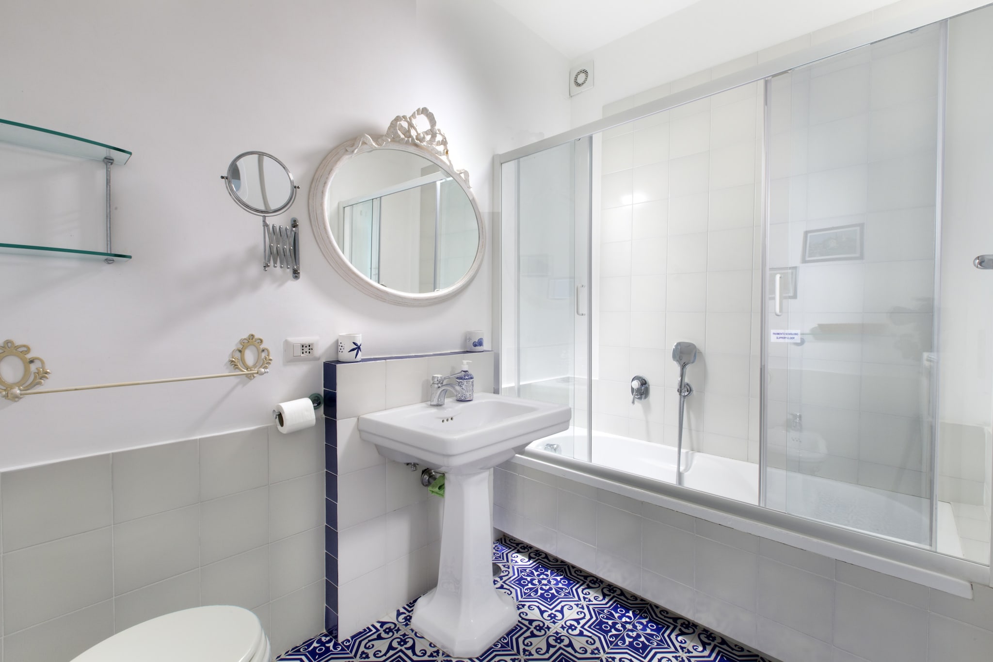 Villa Mapi-Bathroom