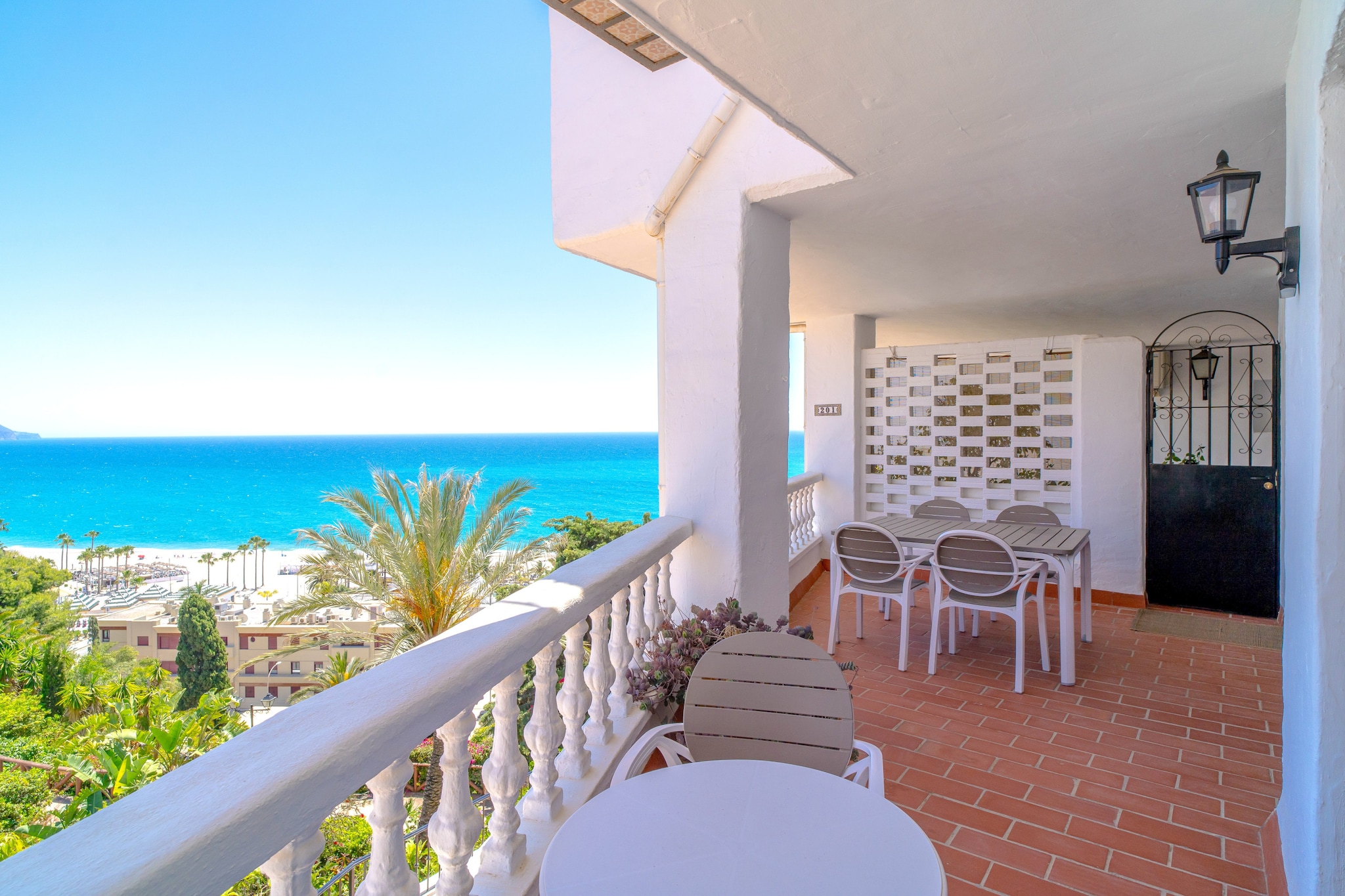 Capistrano Playa 201 by Casasol-Terrasse