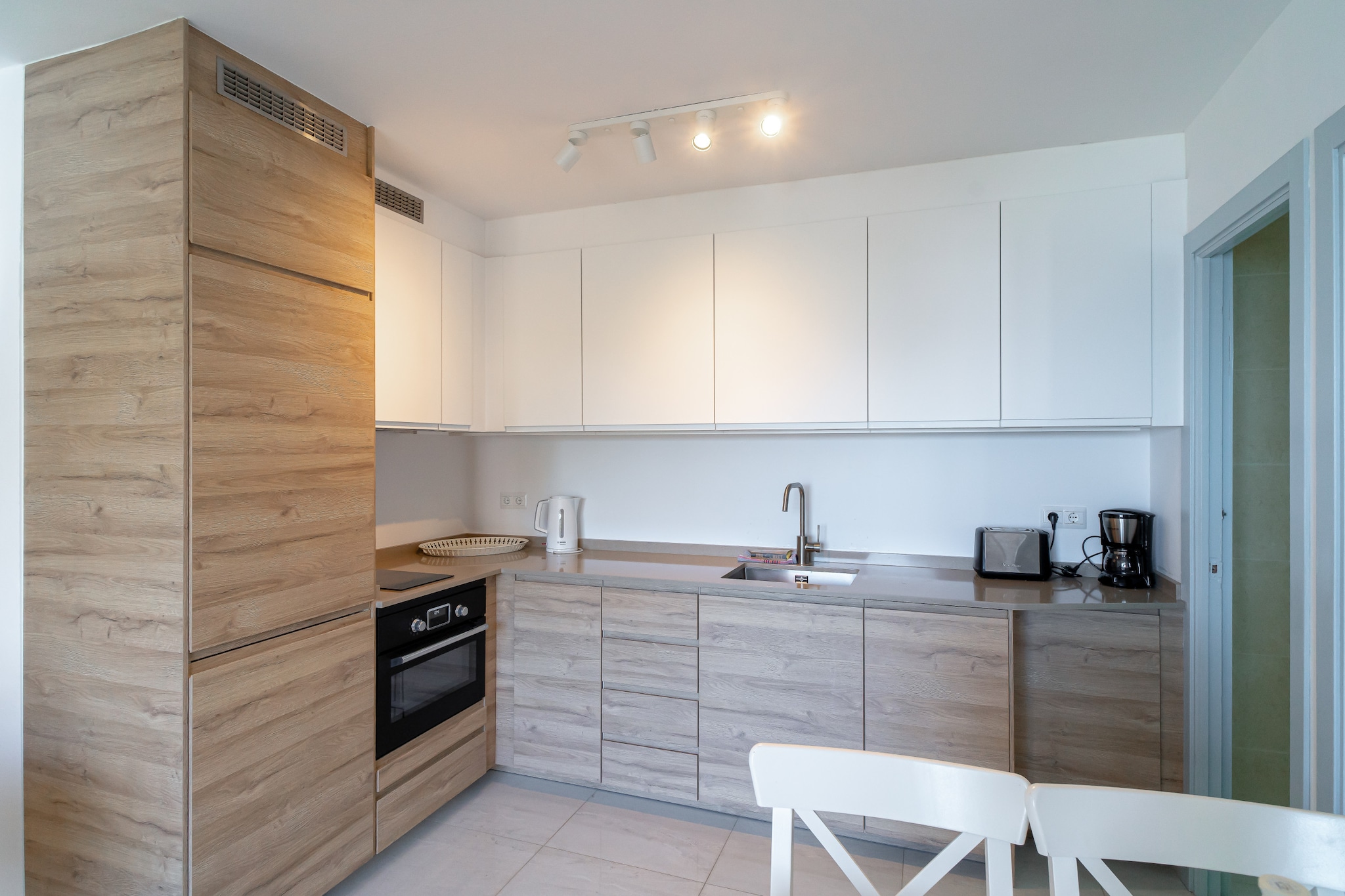 Capistrano Playa 201 by Casasol-Cuisine