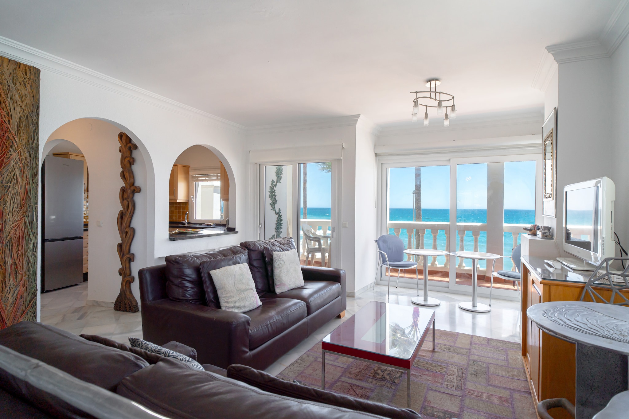 Stella Maris Beachfront 1J by Casasol-Wohnzimmer