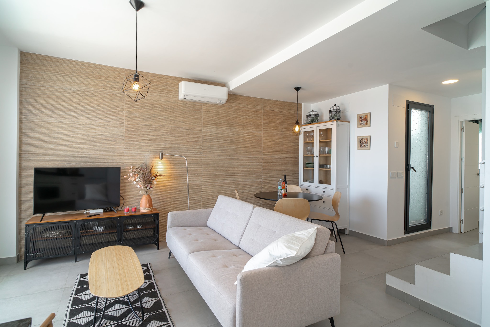 Terrazas de Ladera Duplex 9 by Casasol-Wohnzimmer