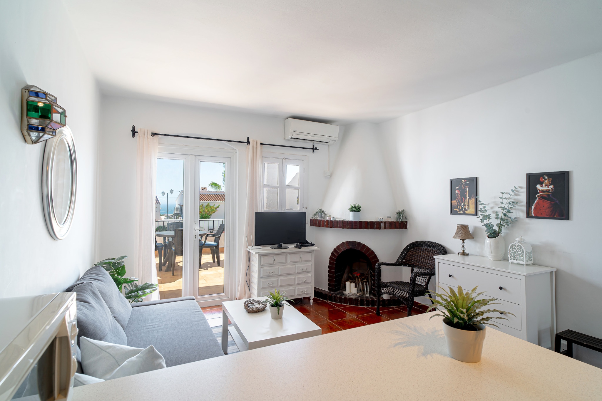Capistrano Village Sundreams by Casasol-Wohnzimmer