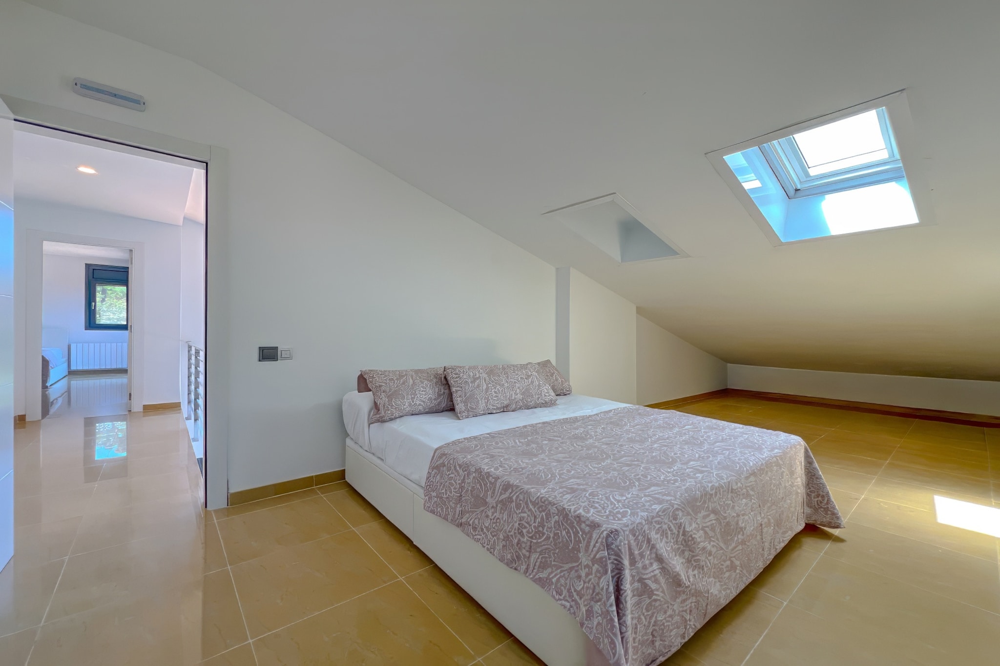 Vivalidays Dali - Costa Brava-Schlafzimmer