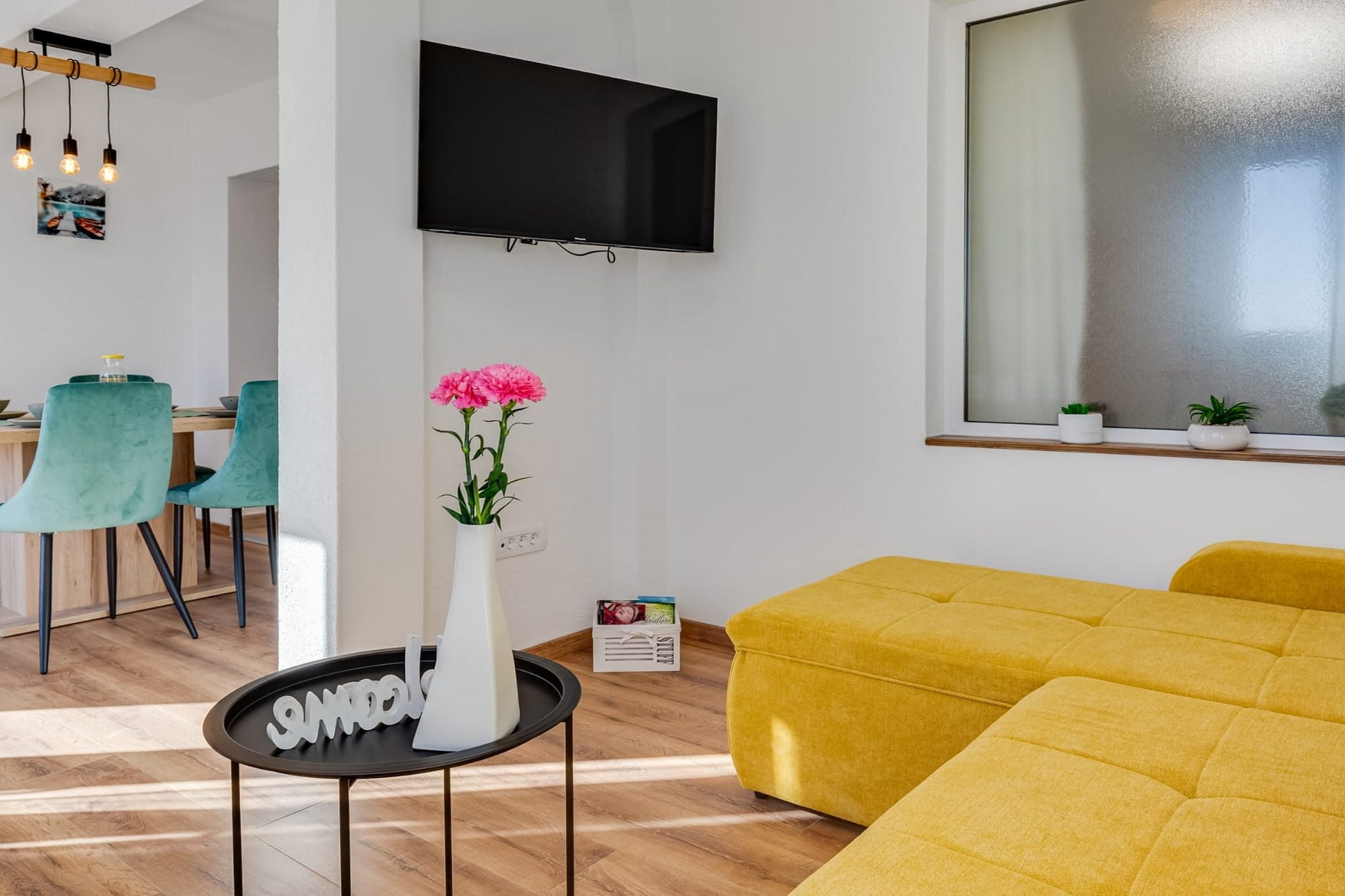 Apartments Rina - one bedroom apartment A1-Woonkamer