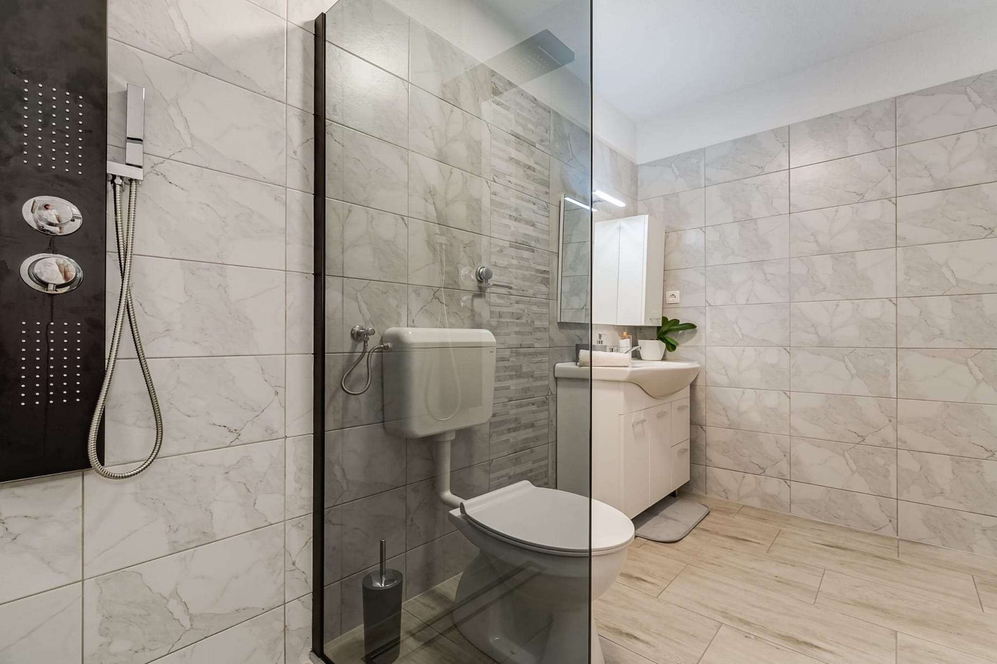 Apartments Rina - one bedroom apartment A1-Badkamer