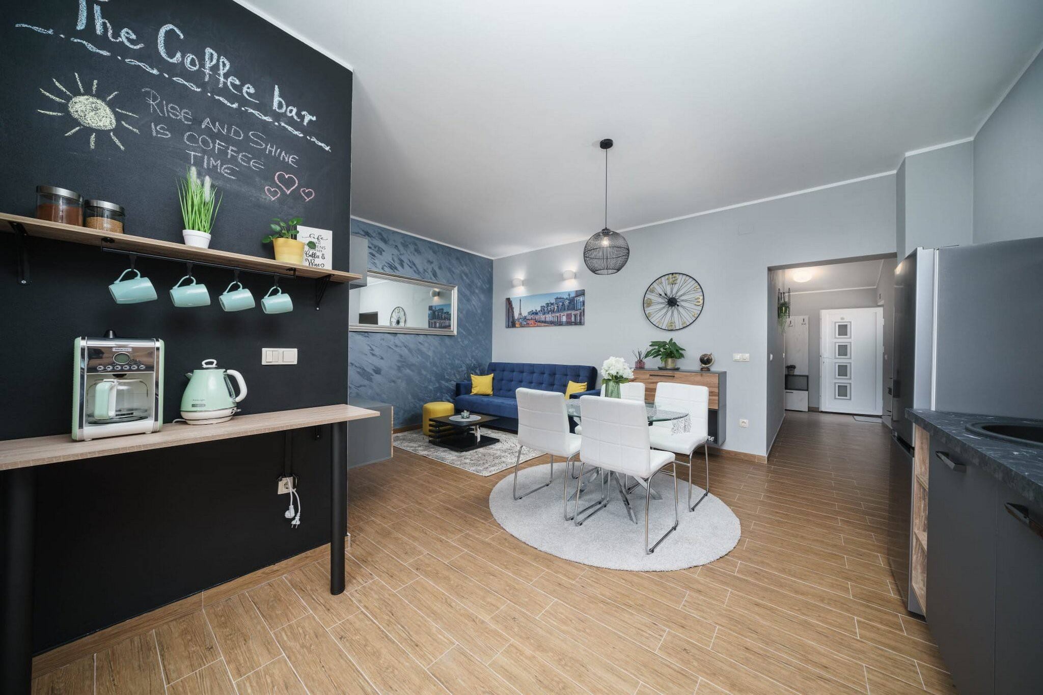 Garden Boutique Apartments - Silver-Eetkamer