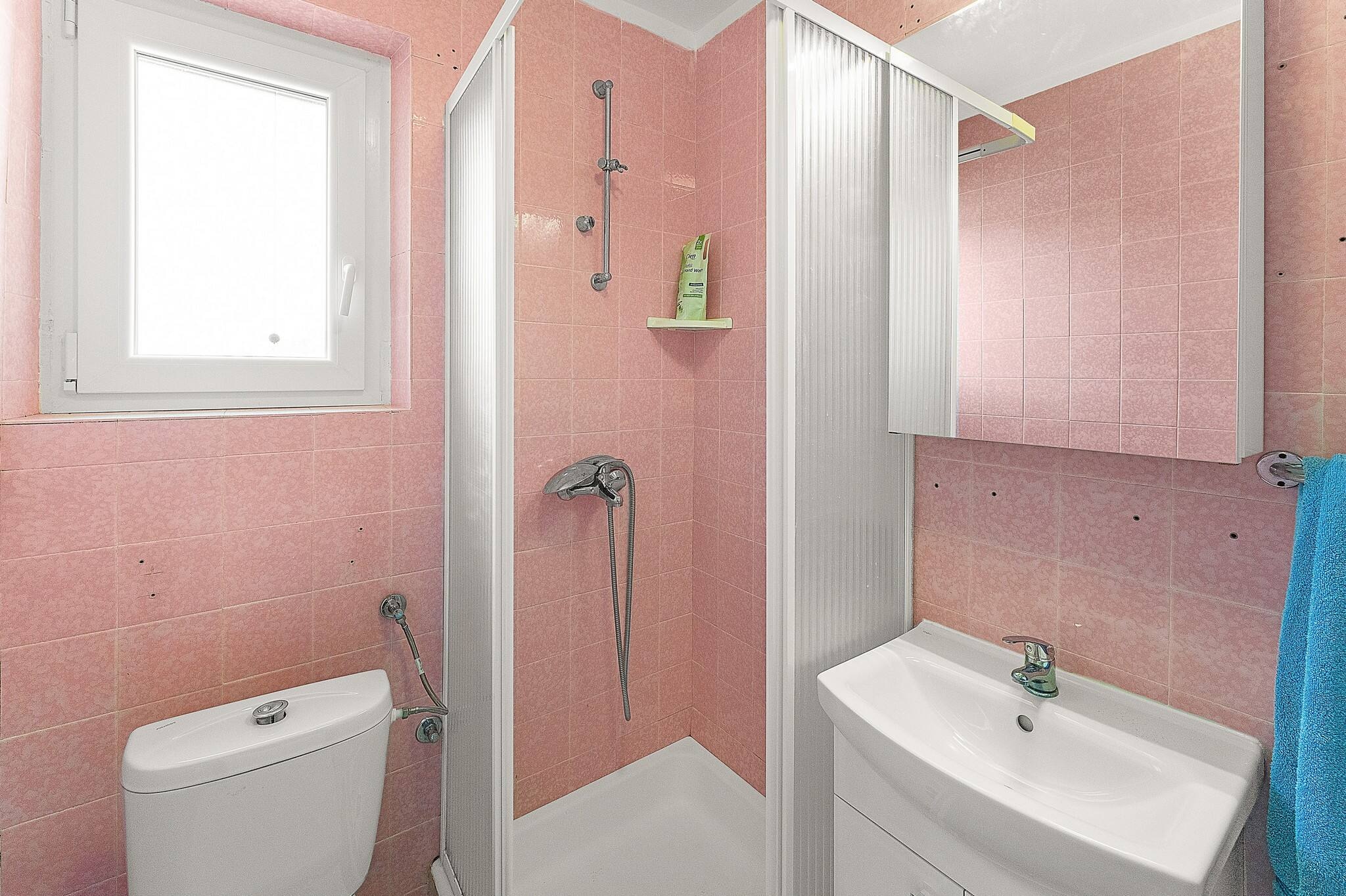 Apartments Kukljica - three bedroom apartment-Badkamer