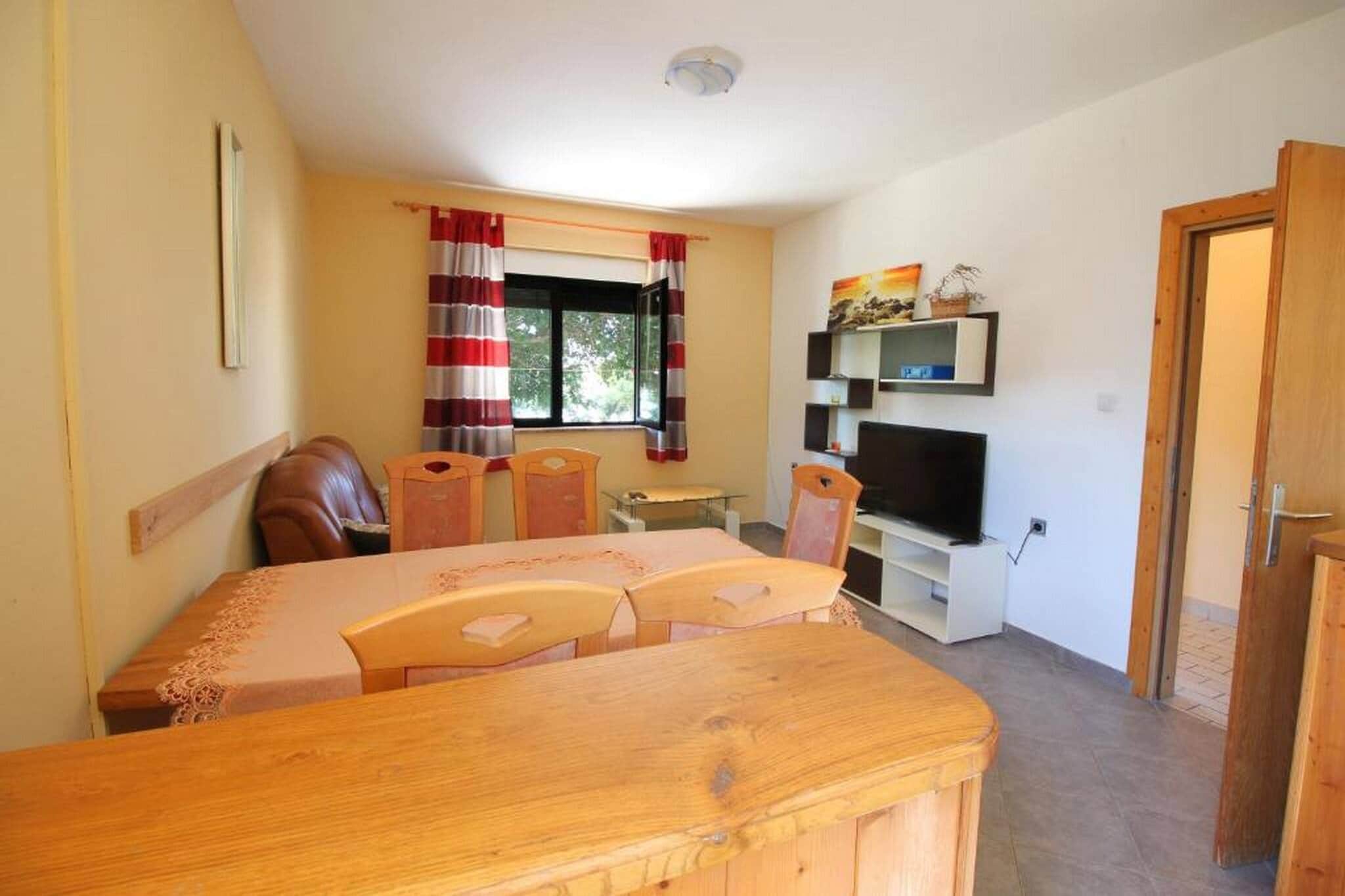 Apartments Dubravica - two bedroom apartment-Woonkamer