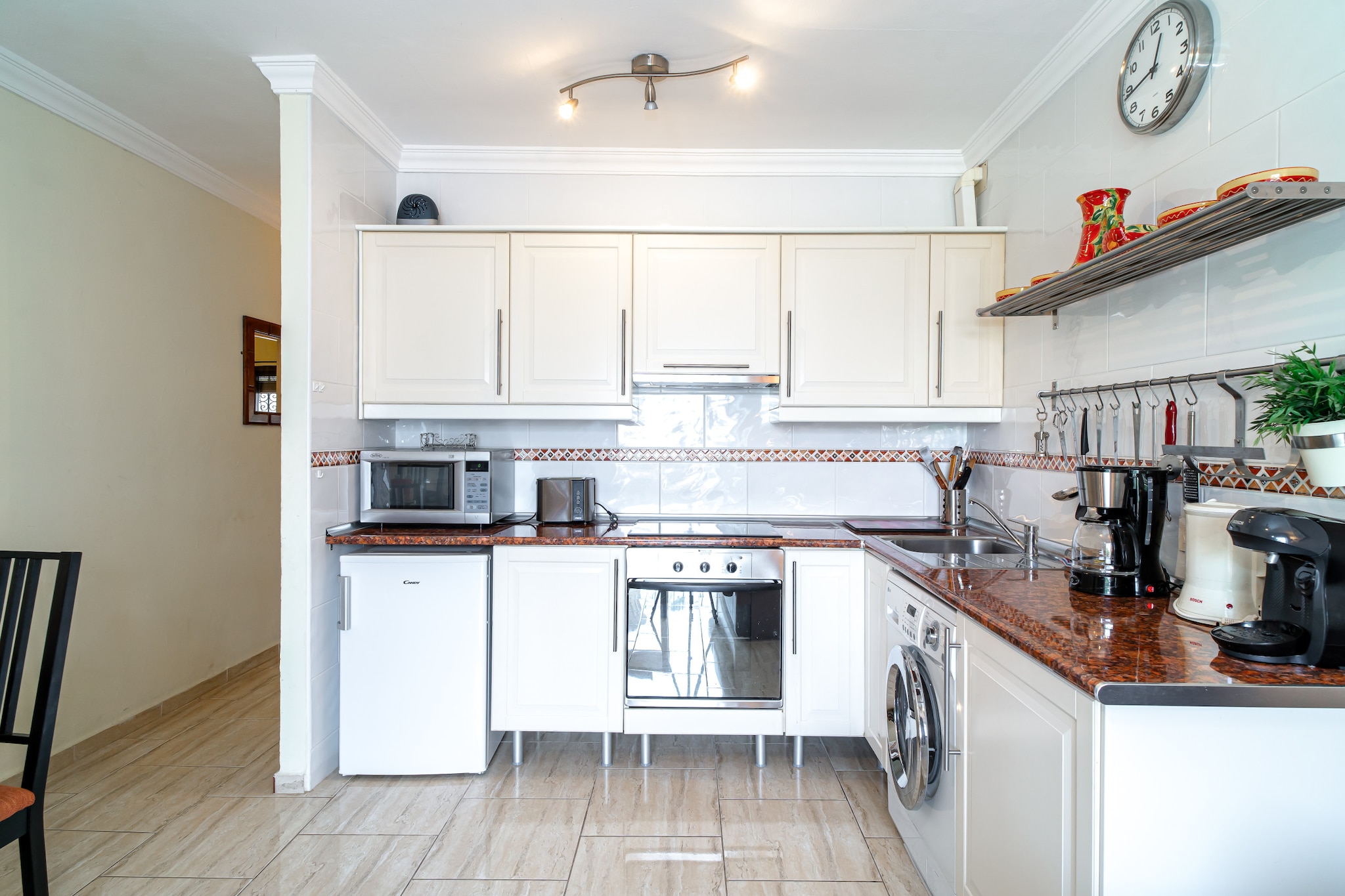 Capistrano Village Garden by Casasol-Kitchen