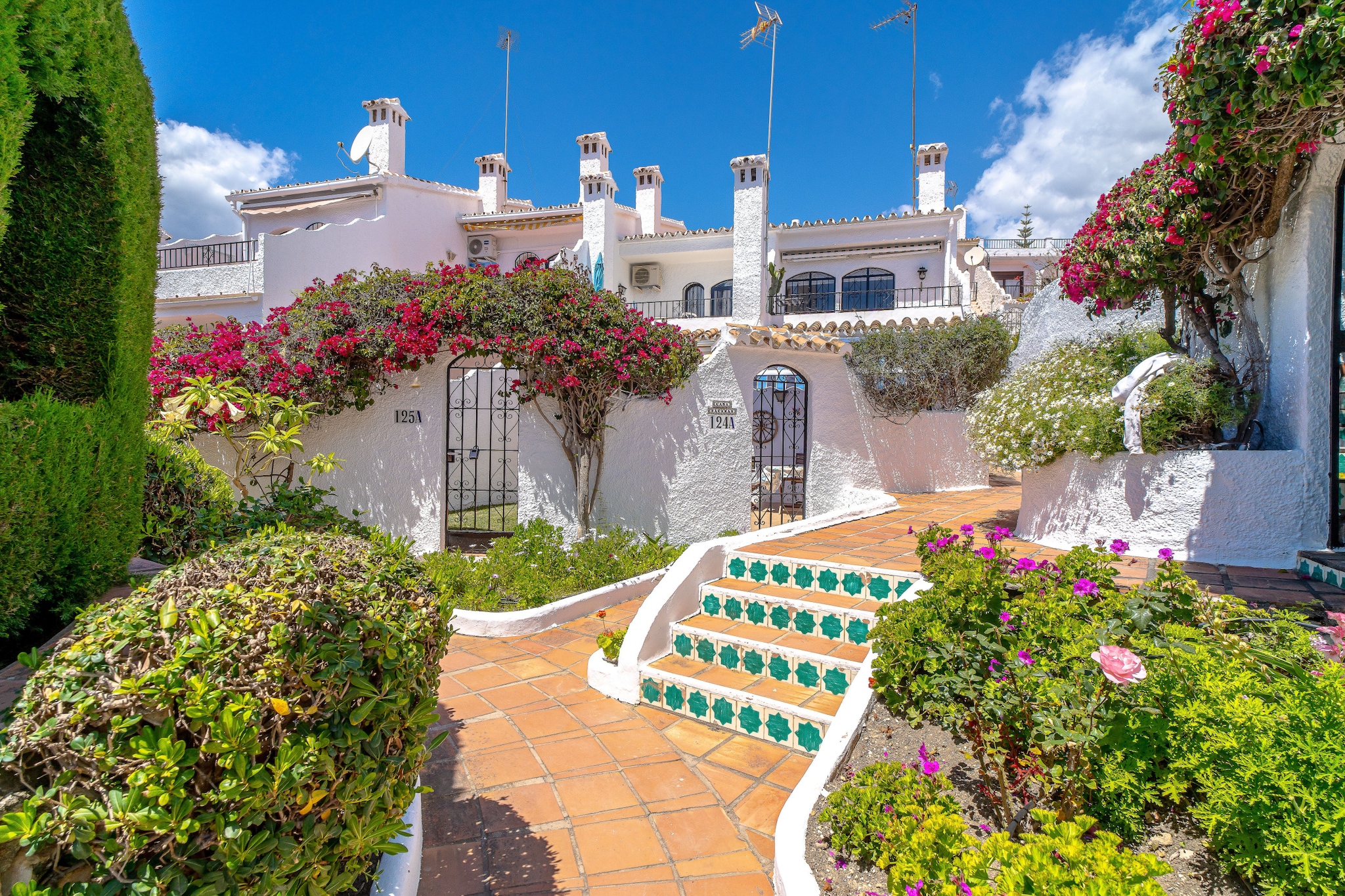 Capistrano Village Garden by Casasol-Areas summer 1km