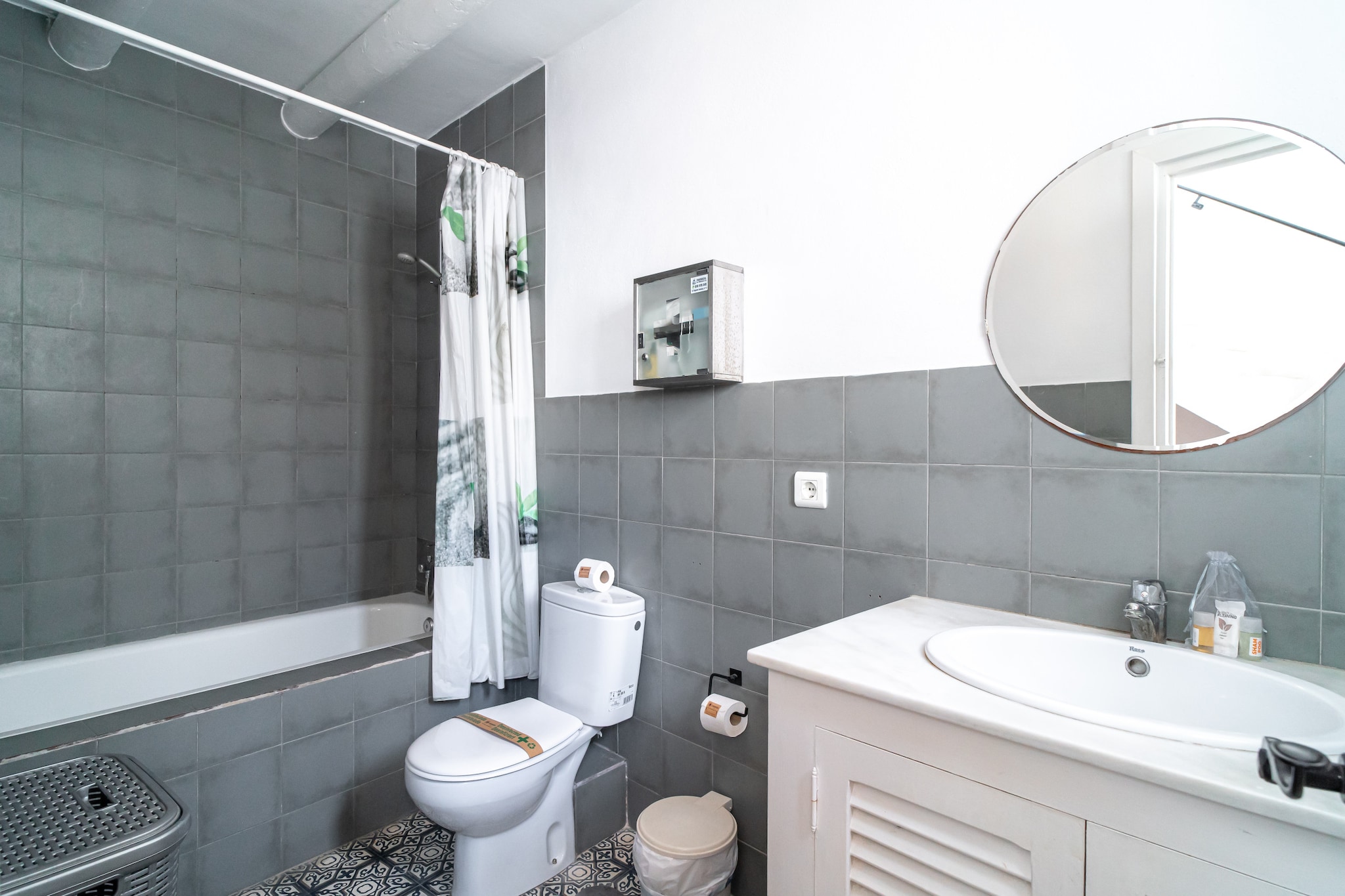 Casa Animas 10 Jacuzzi by Casasol-Bathroom