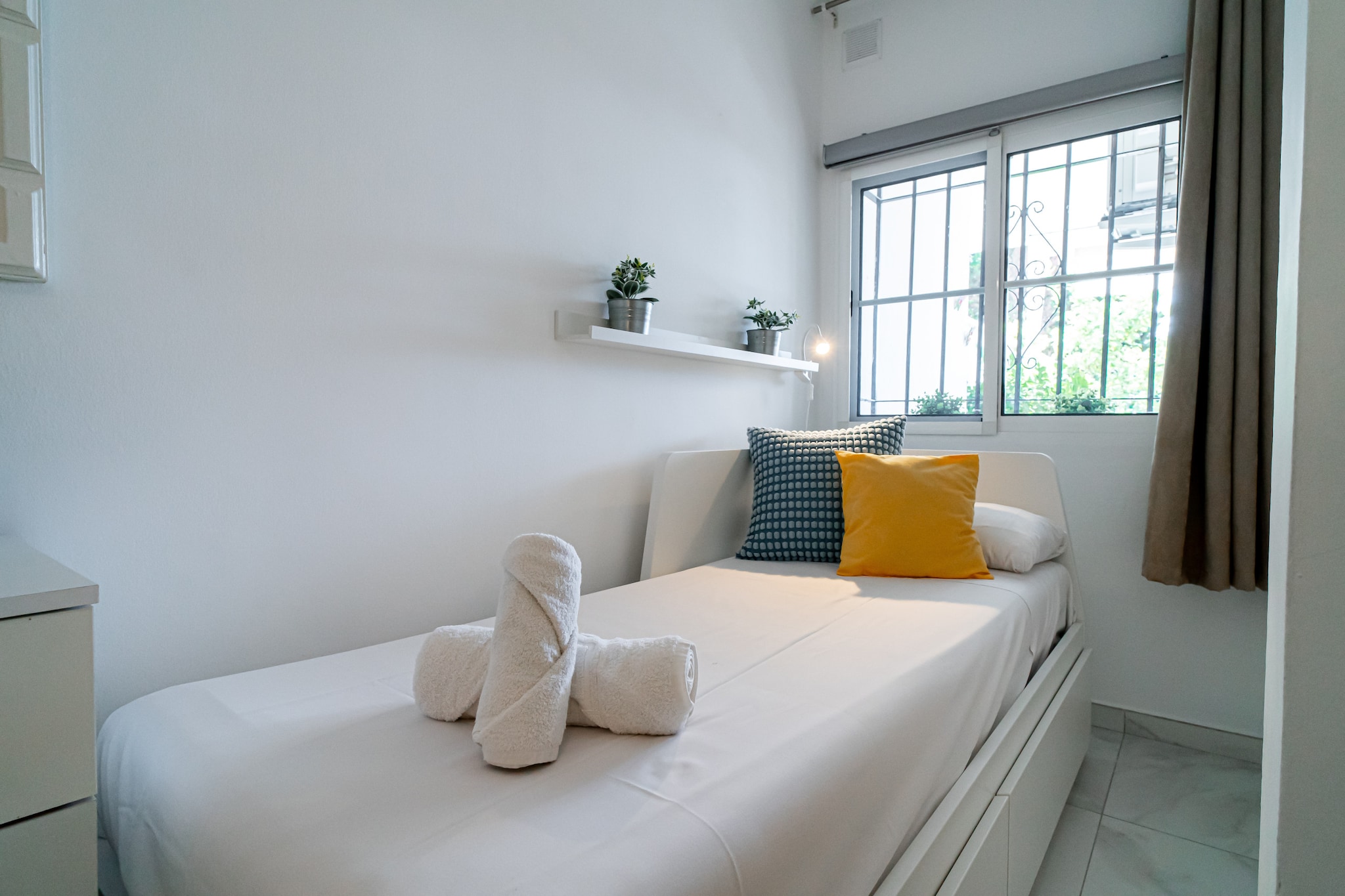 Capuchinos 46 San Juan Capistrano by Casasol-Schlafzimmer