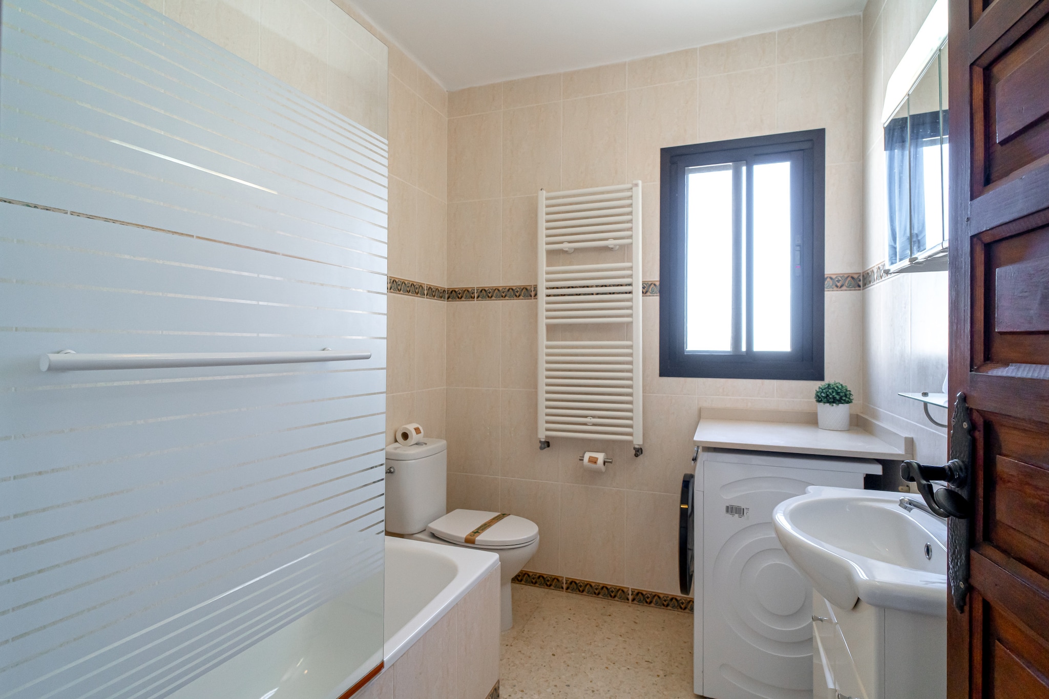 Los Naranjos 15B Capistrano Village by Casasol-Salle de bain
