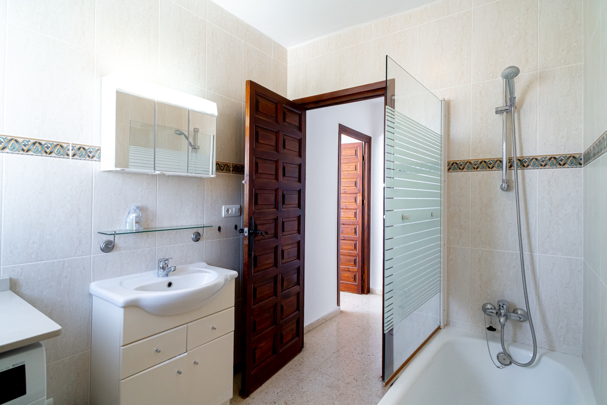 Los Naranjos 15B Capistrano Village by Casasol-Salle de bain