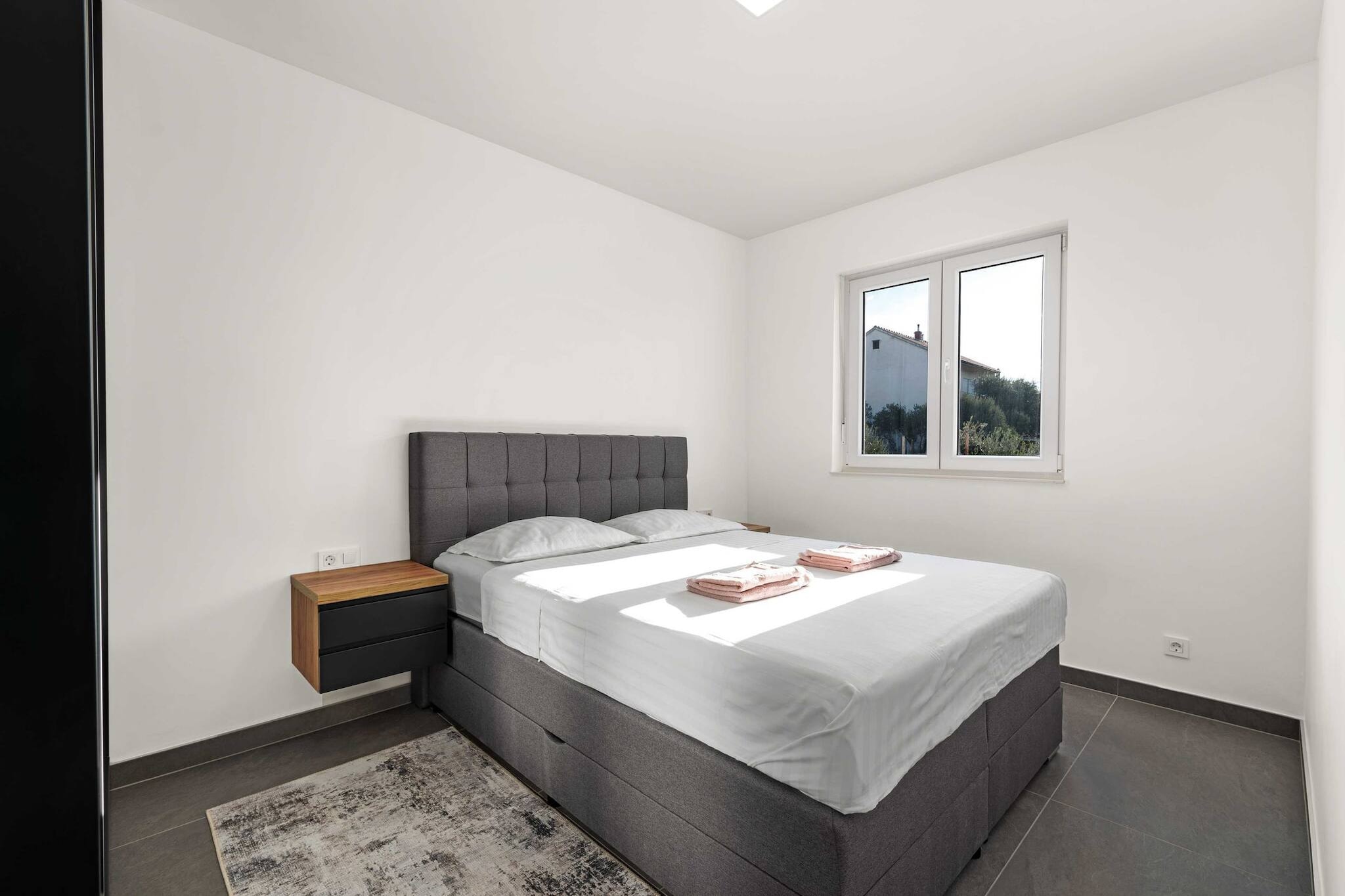 Apartments Velic - Three bedroom apartment C-Slaapkamer