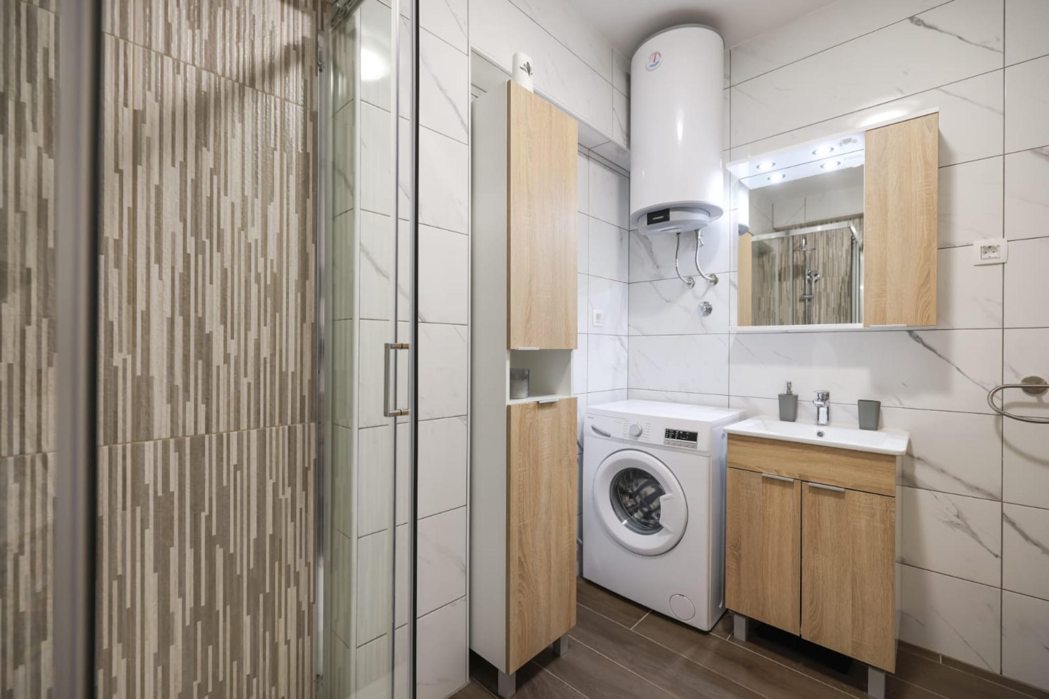 Luxury Apartments Sun@Set - One bedroom apartment-Badkamer