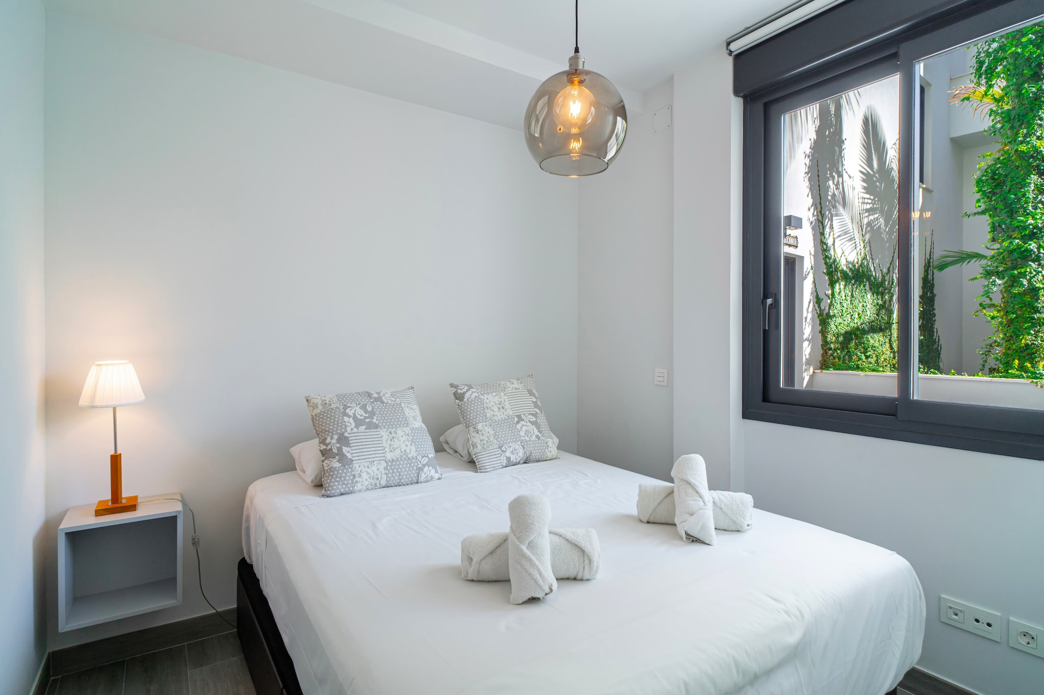 Royal Palm Luxe by Casasol