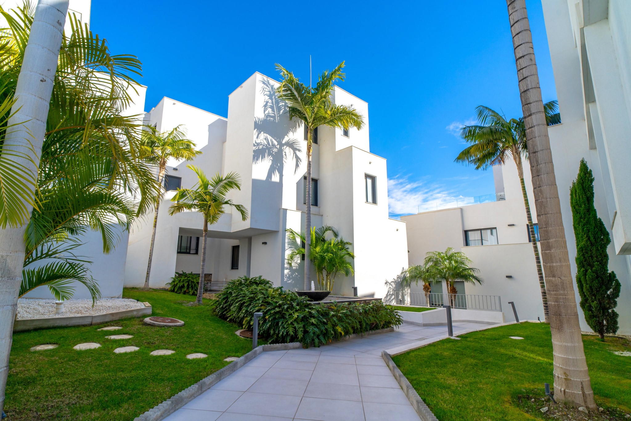 Royal Palm Luxe by Casasol