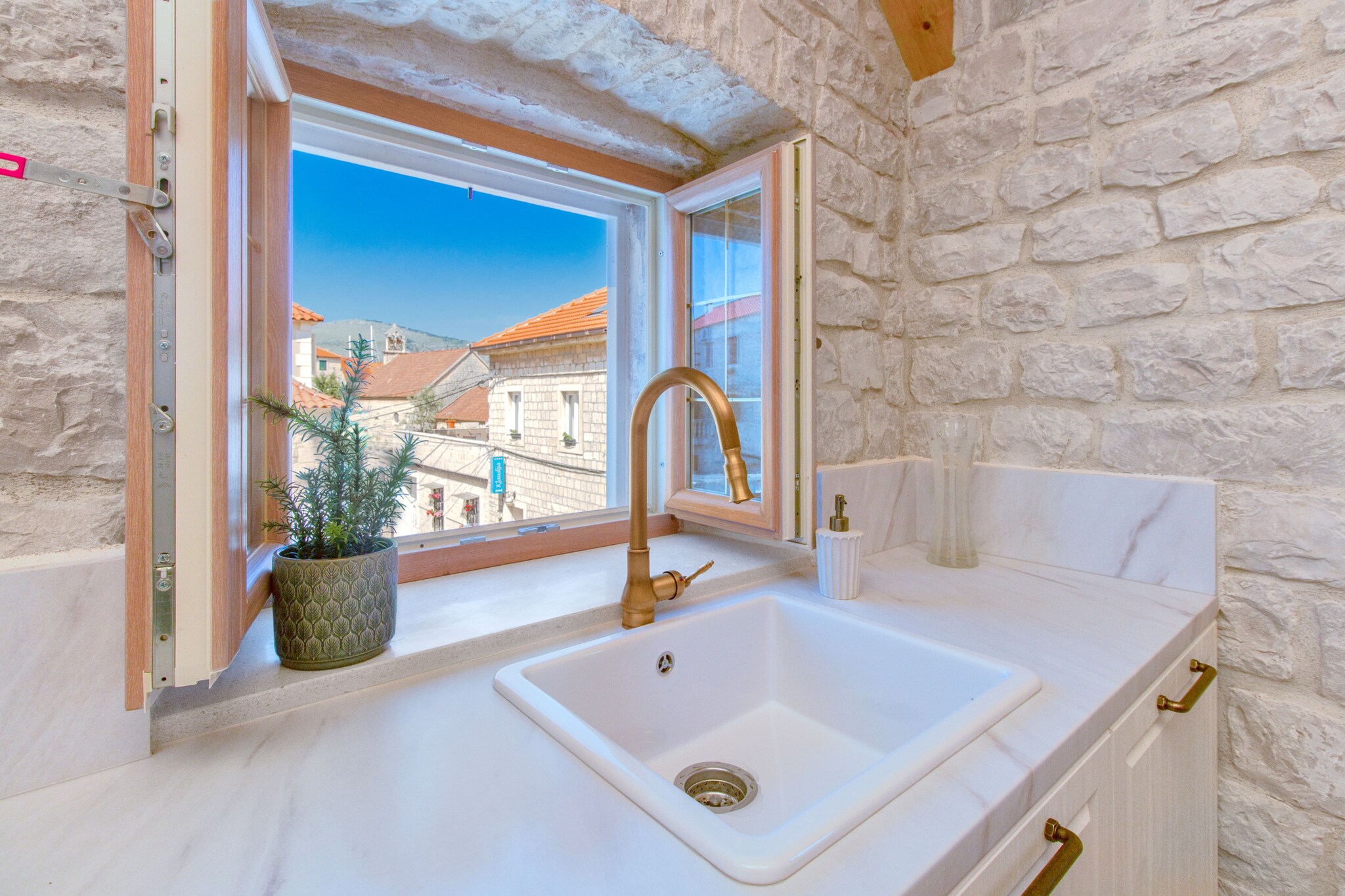 Stone House Trogir-Keuken
