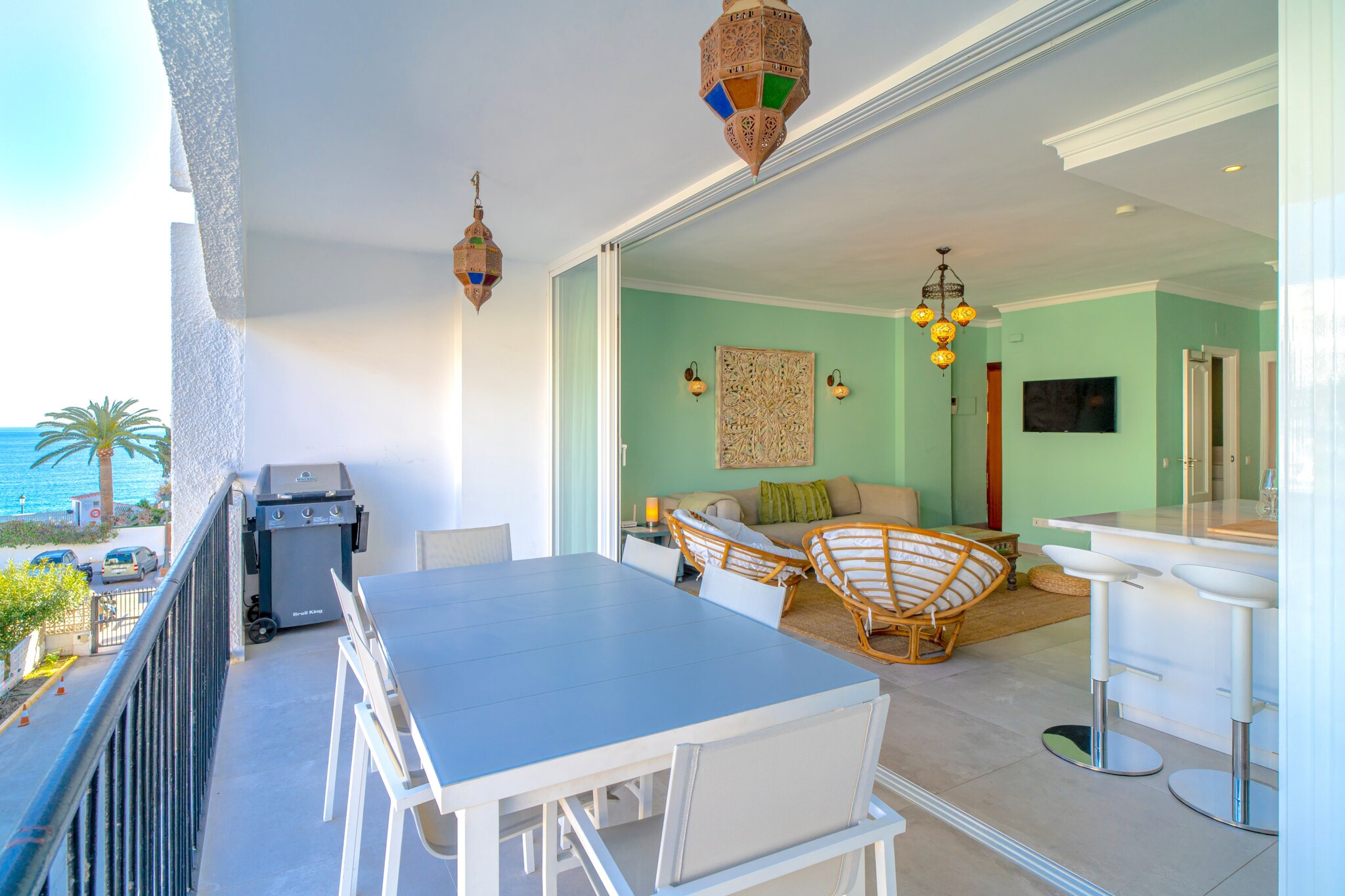 Carabeo 20 Apartment by Casasol
