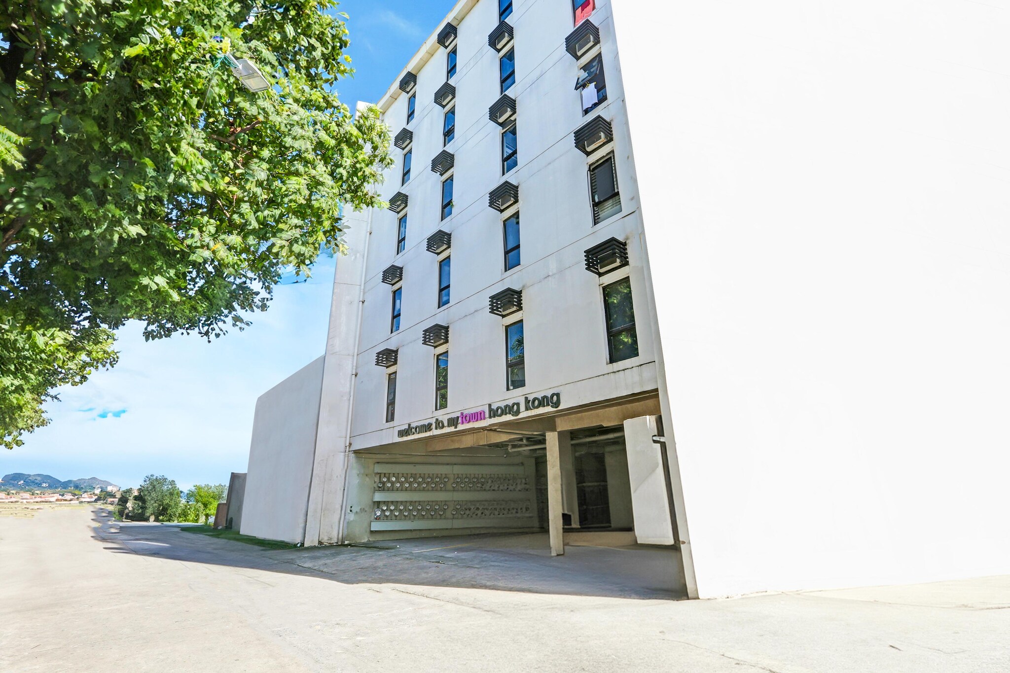 Urban-Style Bunk in Mixed Dorm â€“ Taguig Hostel