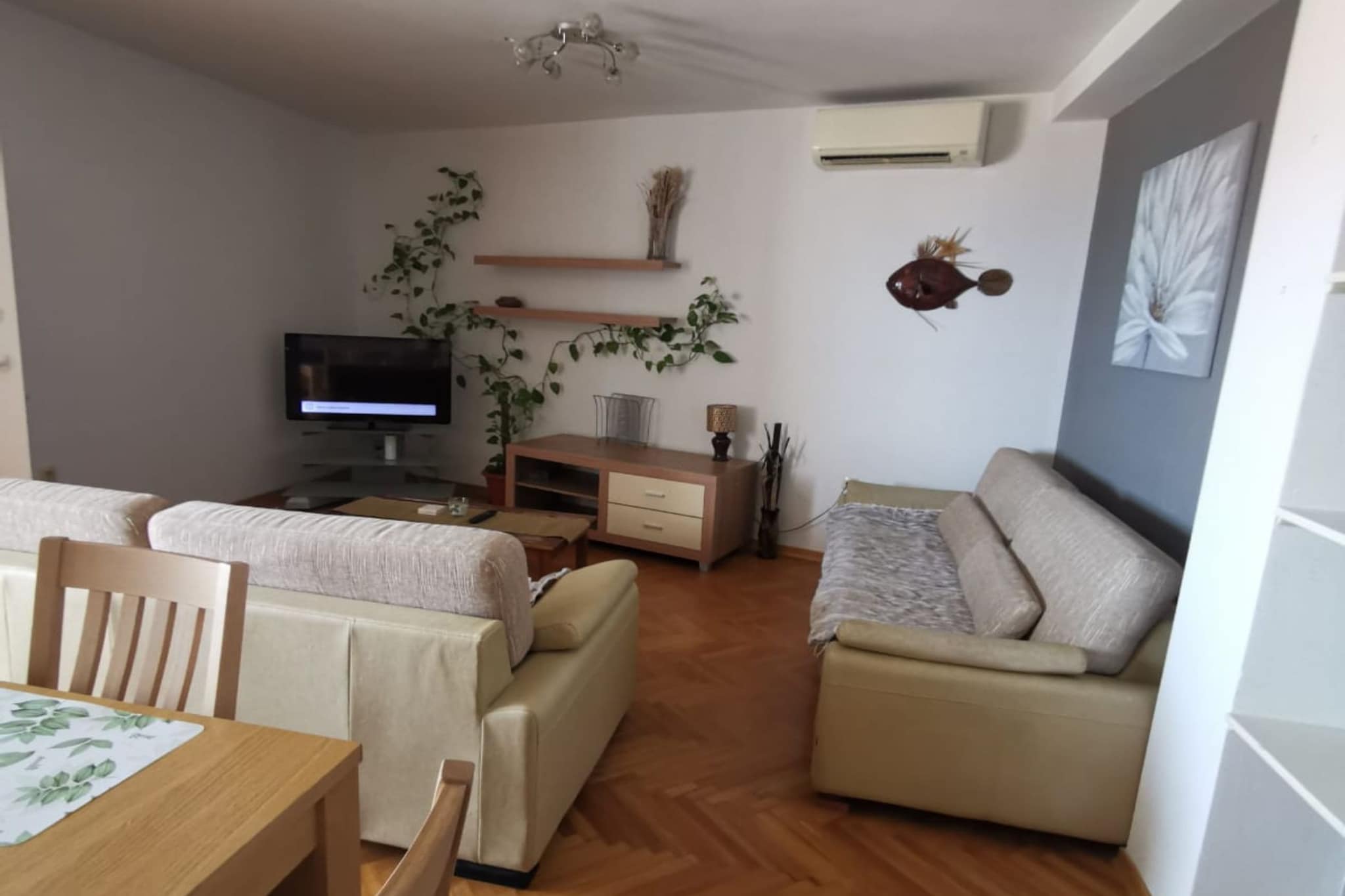 Three Bedroom Apartment with Terrace and  Sea View