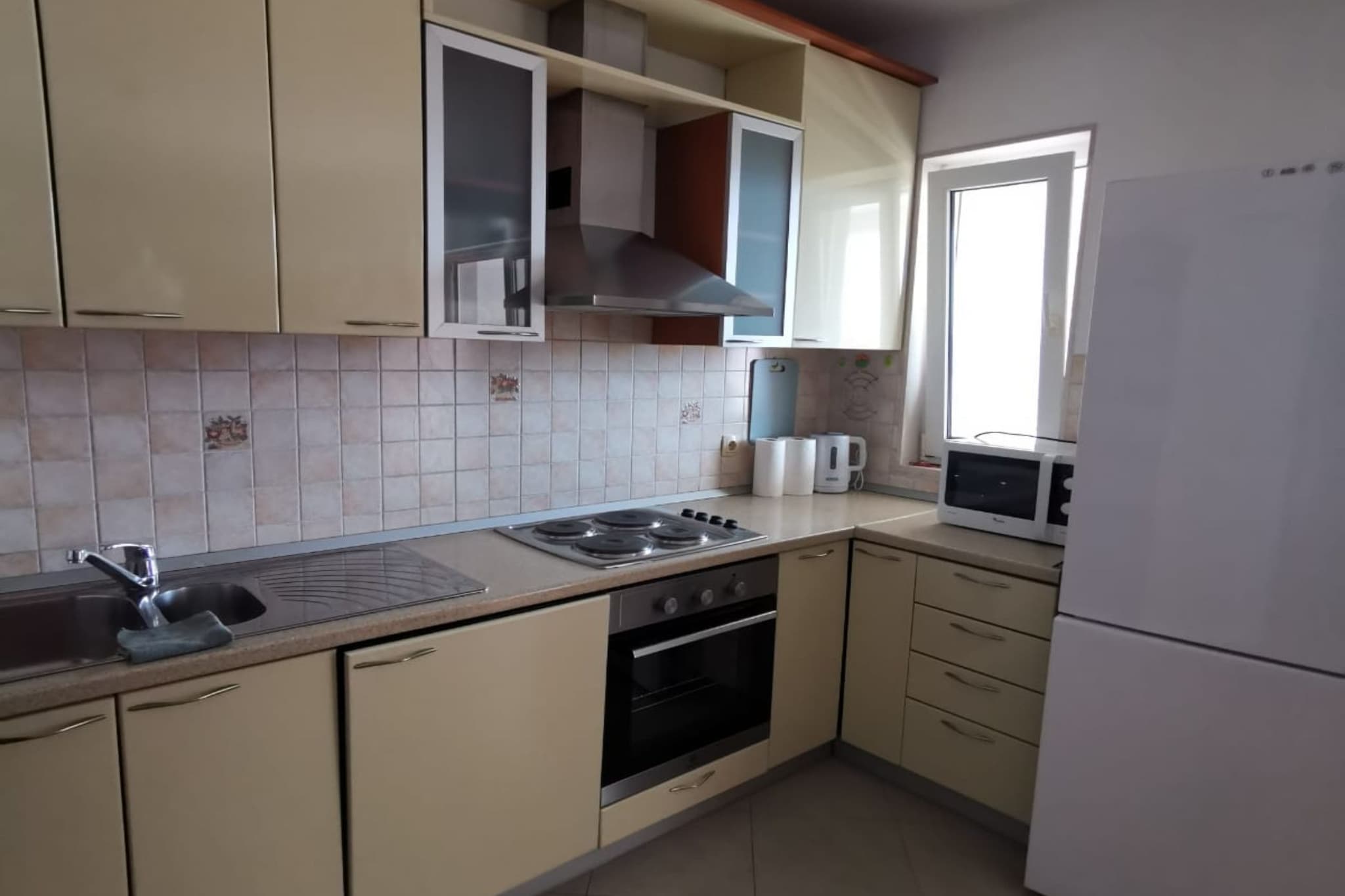 Three Bedroom Apartment with Terrace and  Sea View-Keuken
