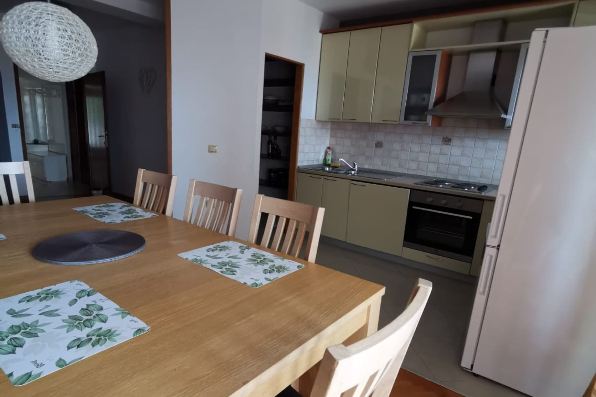 Three Bedroom Apartment with Terrace and  Sea View-Keuken
