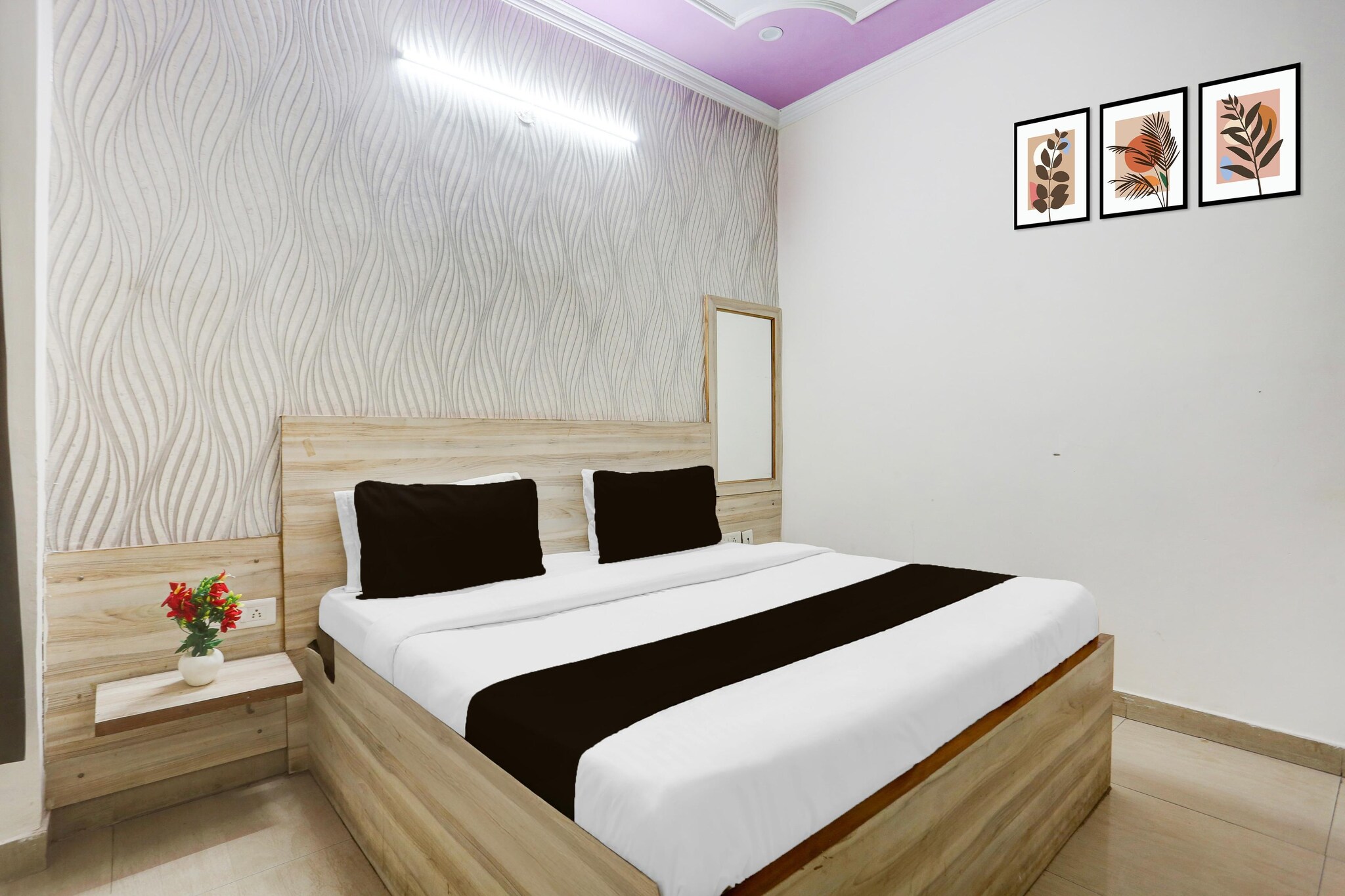 Super Townhouse Sector 4 Gurgaon