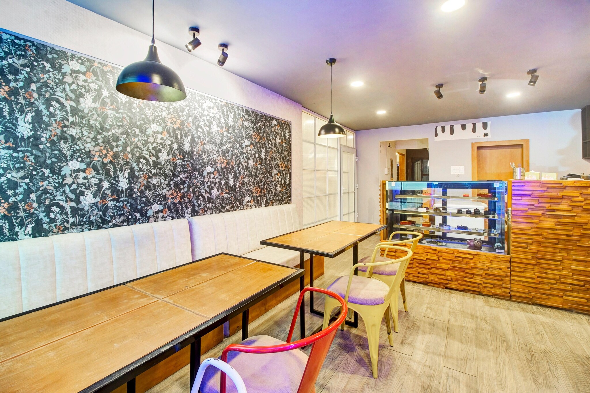 Blissful Stays at Hatigaon by Grand Majesty