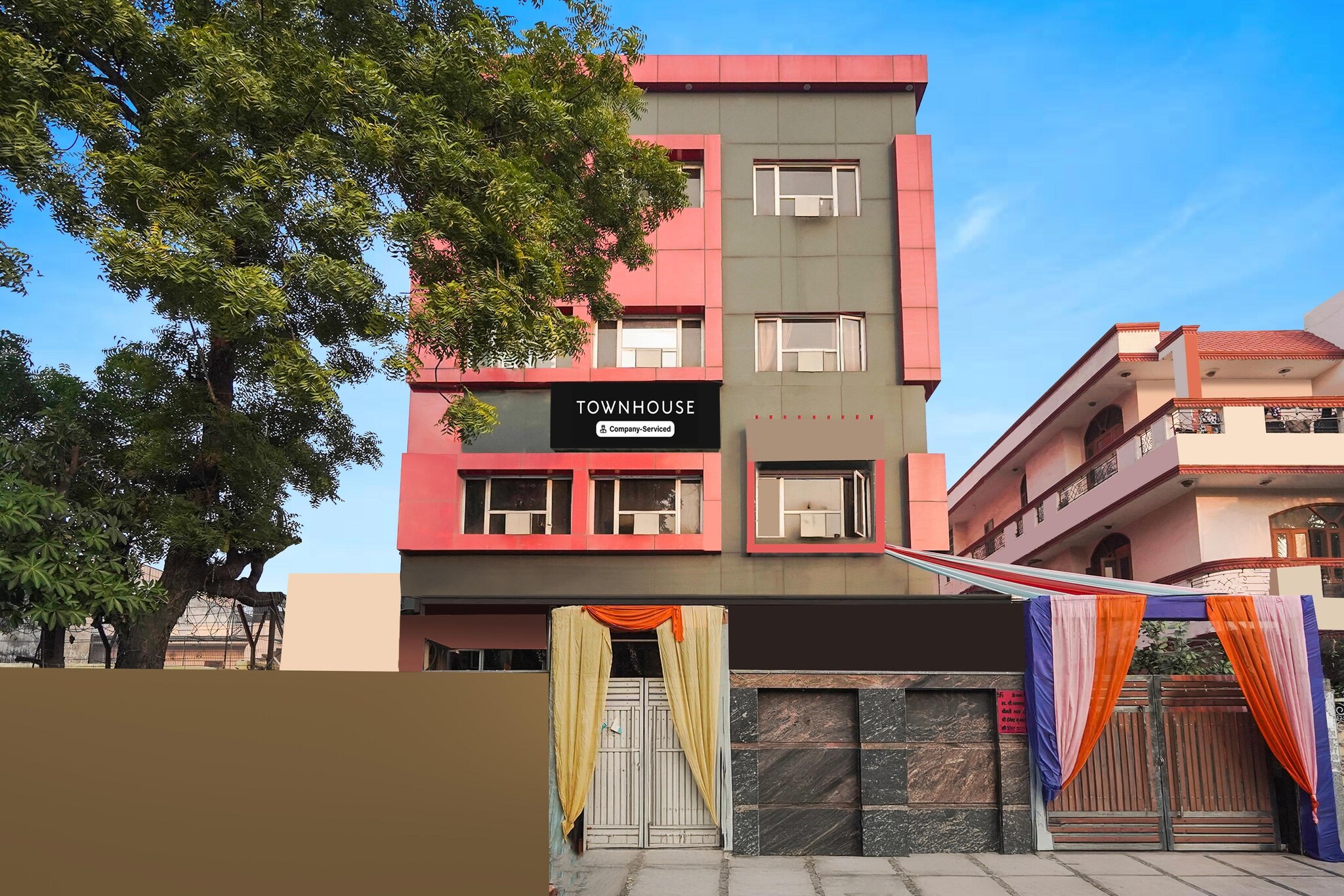 Premium Stays at Sector 55 Noida