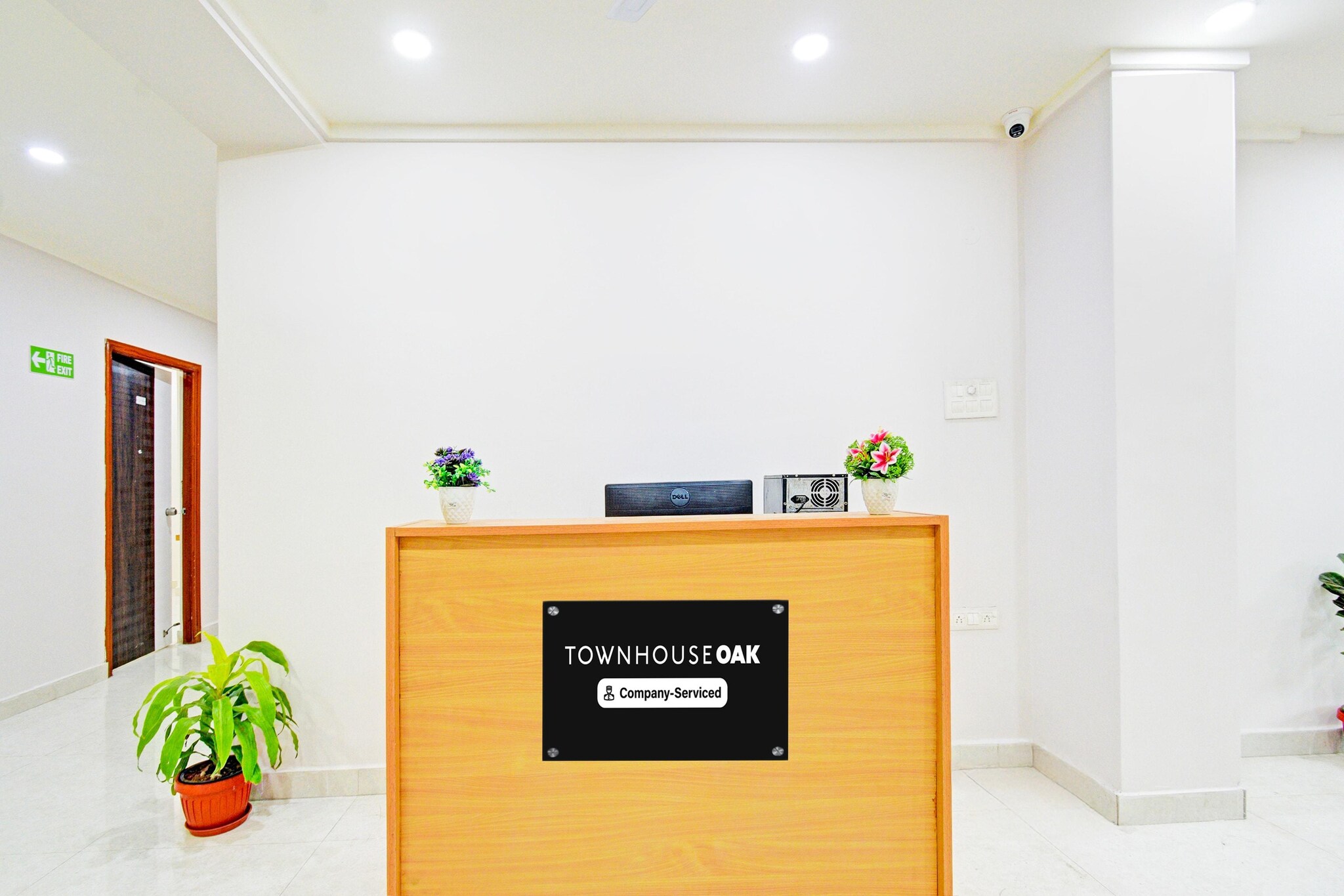 Ground floor: (bedroom(double bed, TV, seating area, electric kettle, dishwasher, bathtub or shower, shower, washbasin, toilet, air conditioning, lift, Towels for a fee, telephone, shampoo, body soap), bathroom)