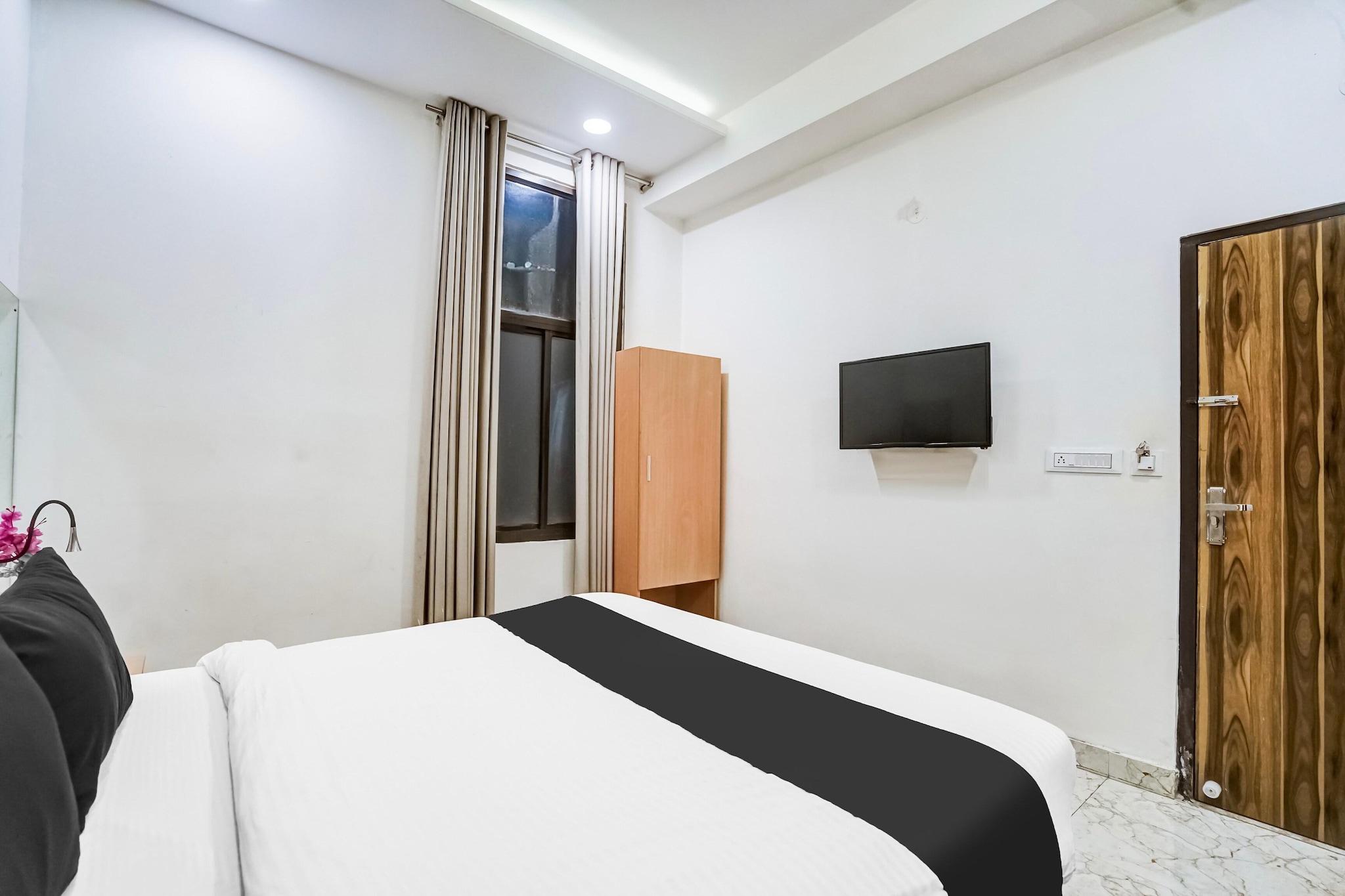 Townhouse Jagatpura Hotel Soft Patel