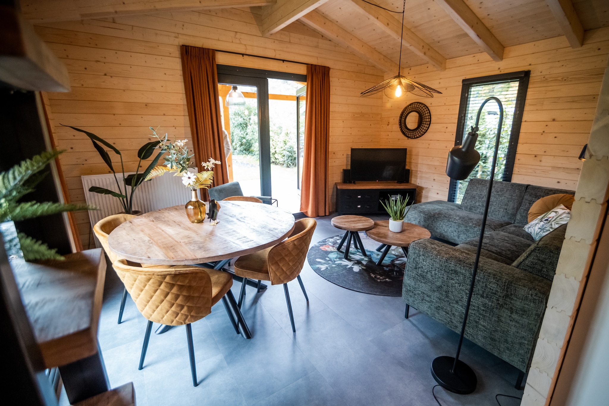 4-persoons wellness lodge-Woonkamer
