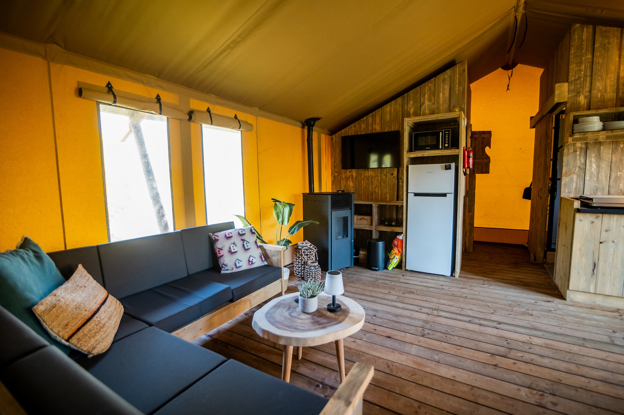 6 persoons Luxe Safaritent-Woonkamer