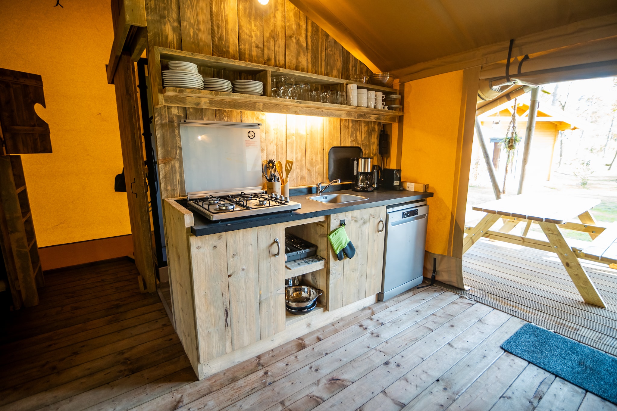 6 persoons Luxe Safaritent-Keuken