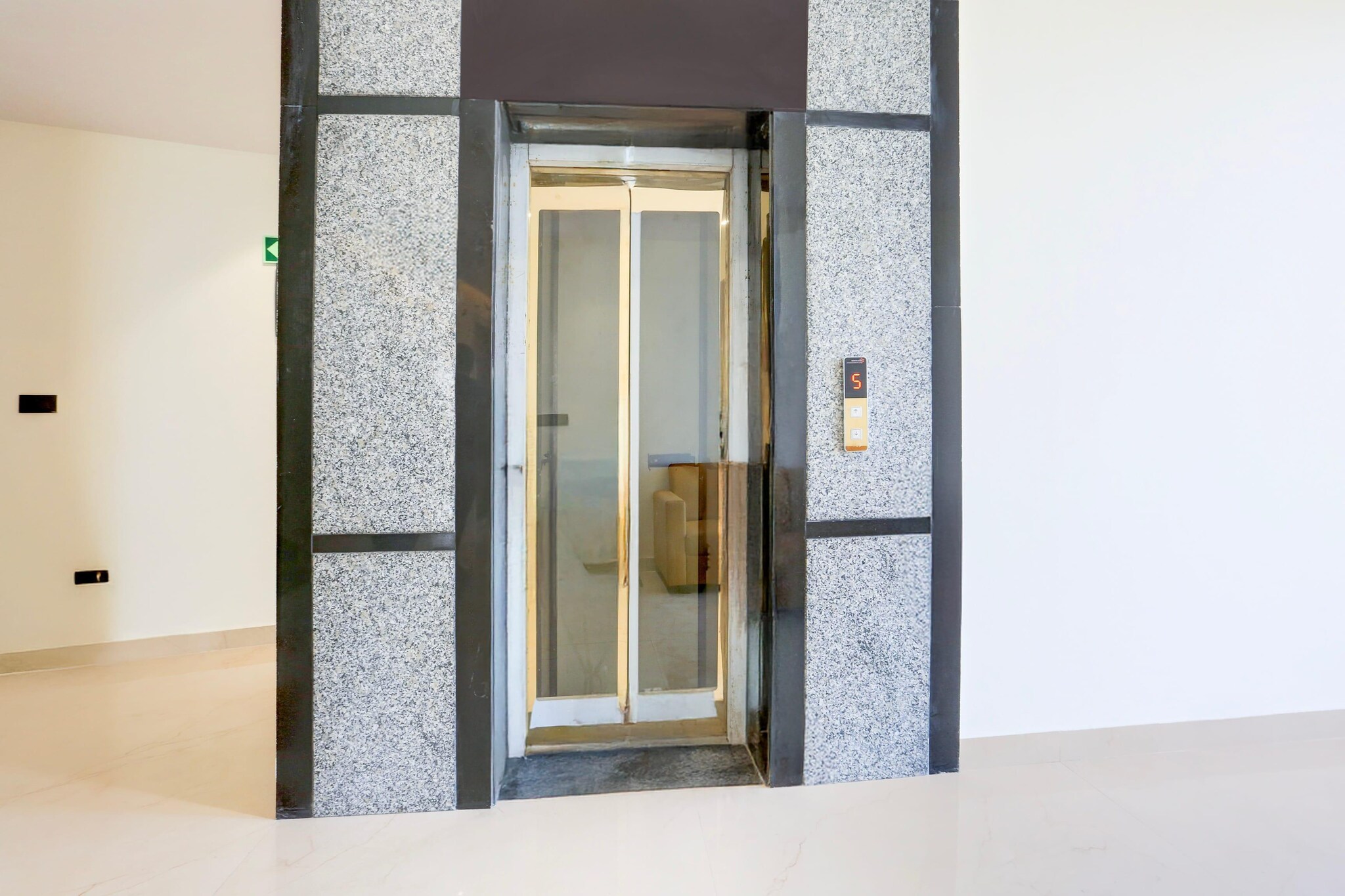 Super Townhouse ISBT Dehradun