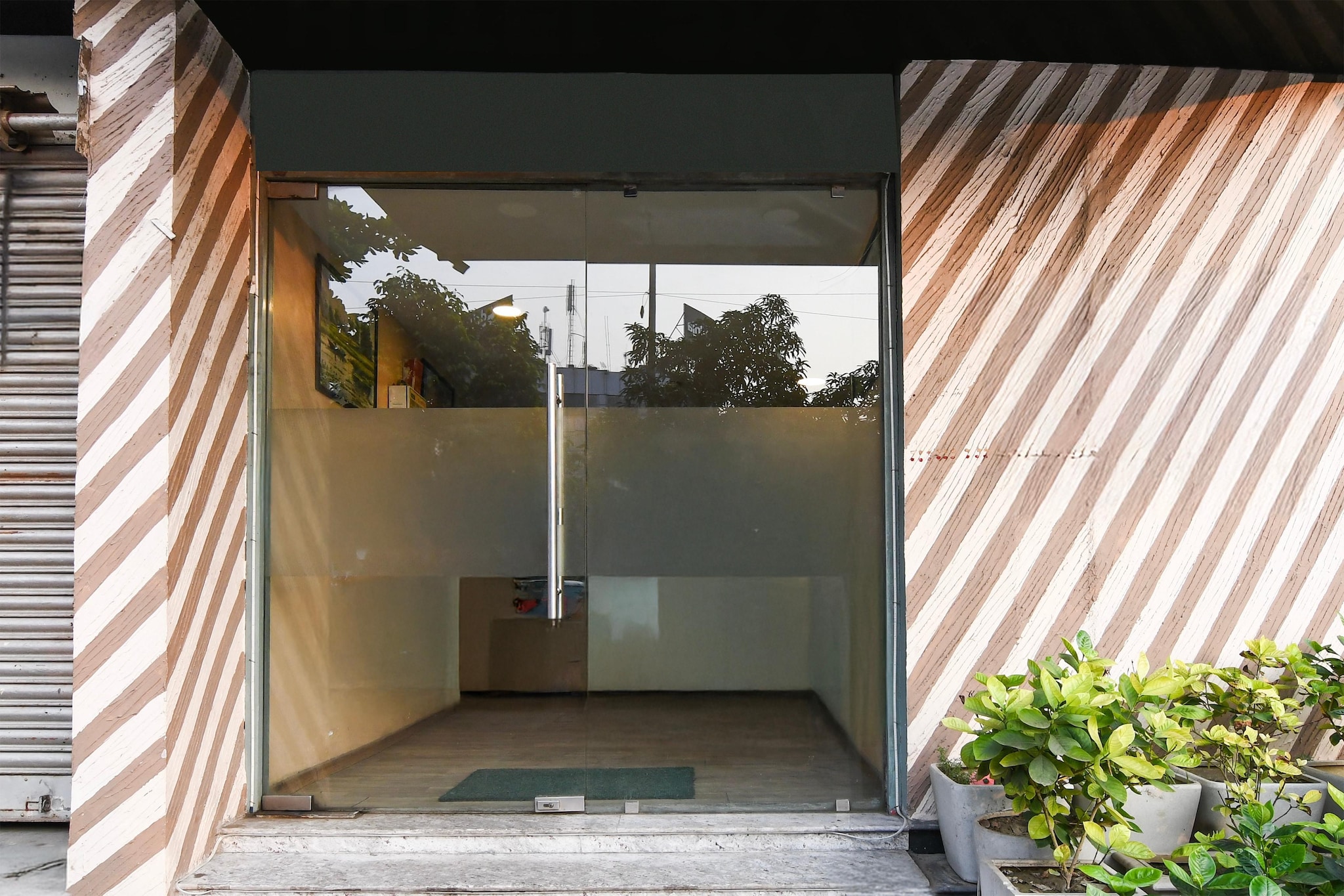 Elegant Stays Near Intl Airport Kolkata