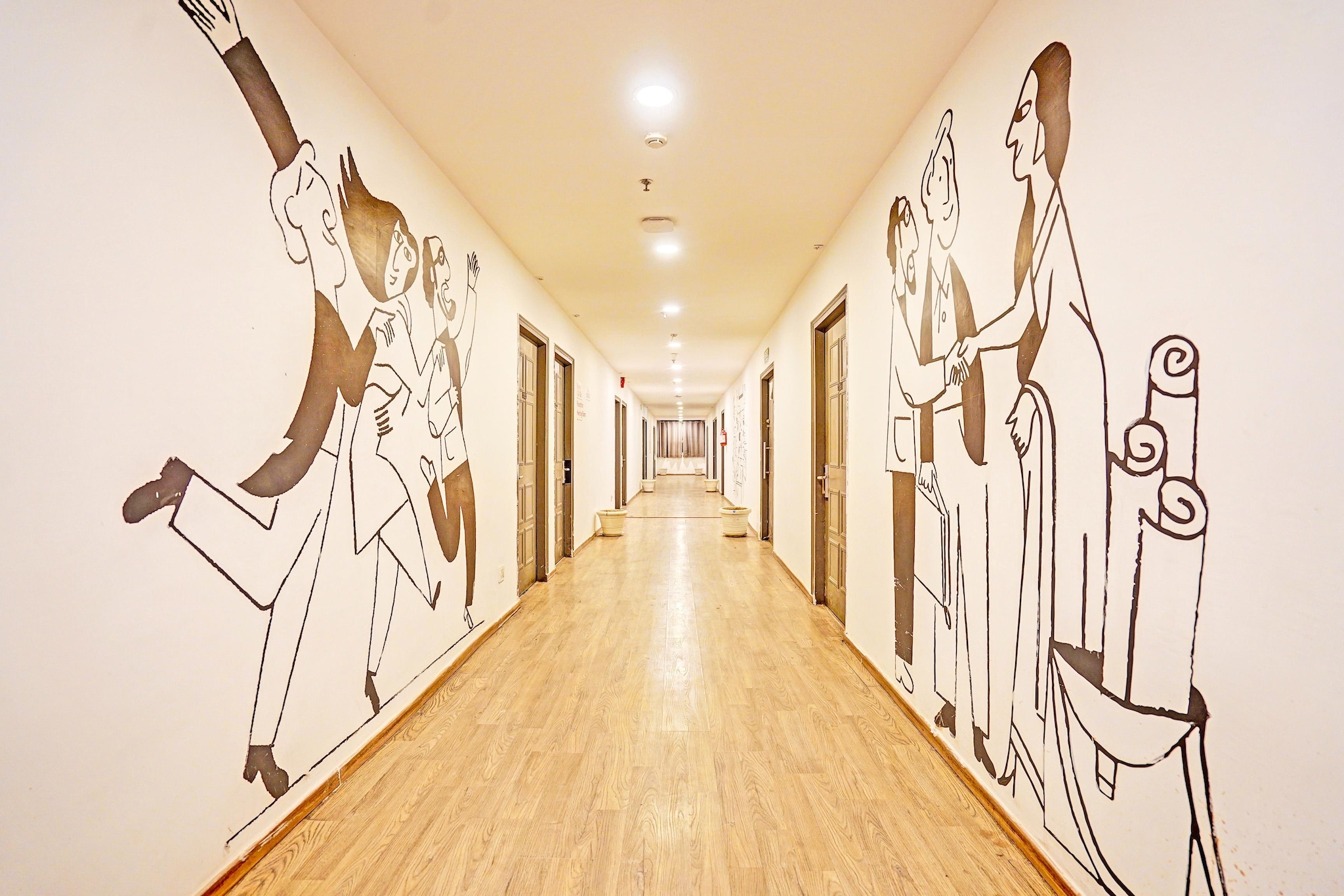 Ground floor: (bedroom(double bed, TV, seating area, air conditioning, telephone), bathroom(bathtub or shower, shower, washbasin, toilet, Towels incl., shampoo, body soap, hot water))