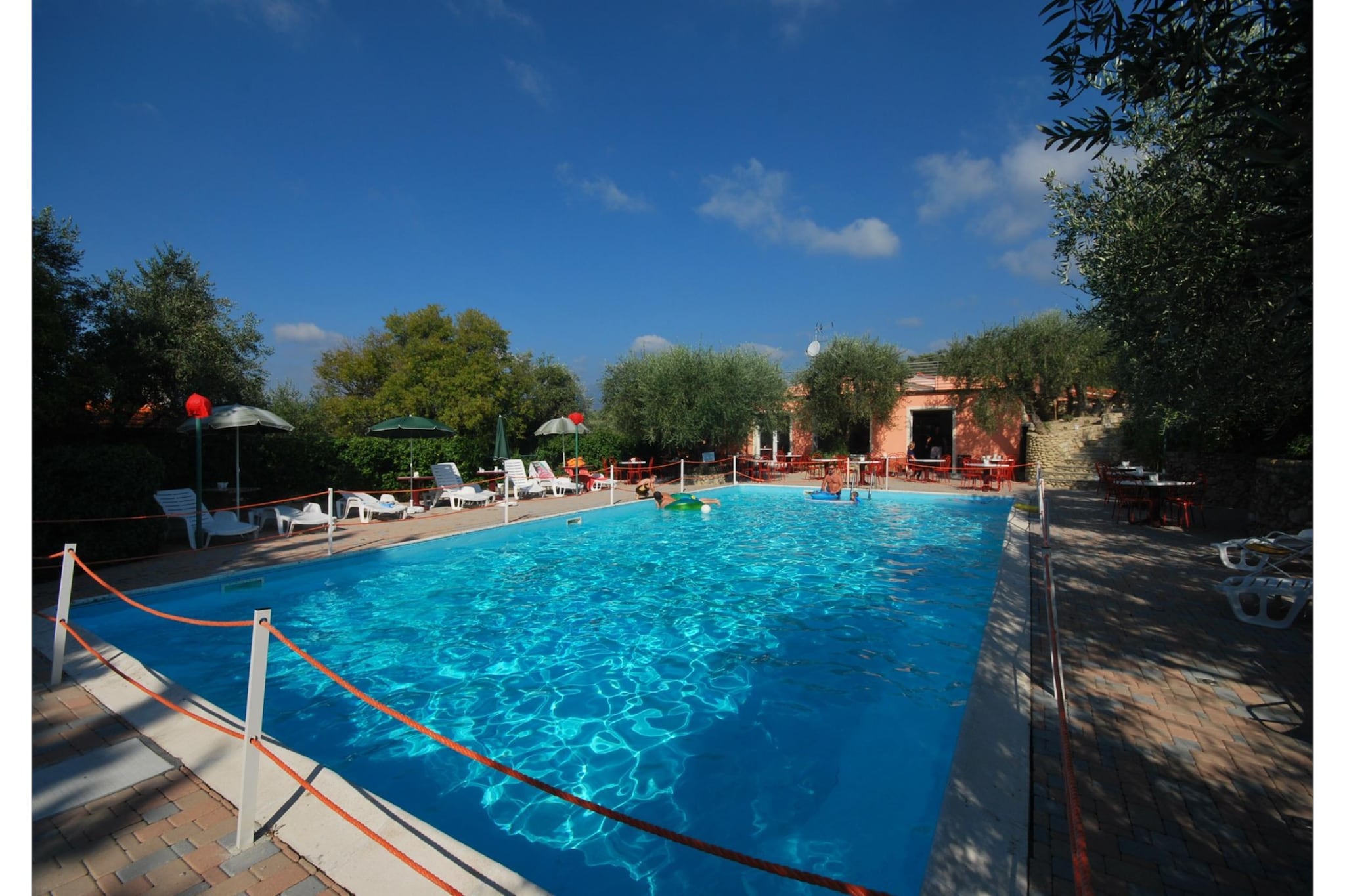 Villaggio Borgoverde TWO-ROOM APARTMENT 4 PAX - B4-Zwembad