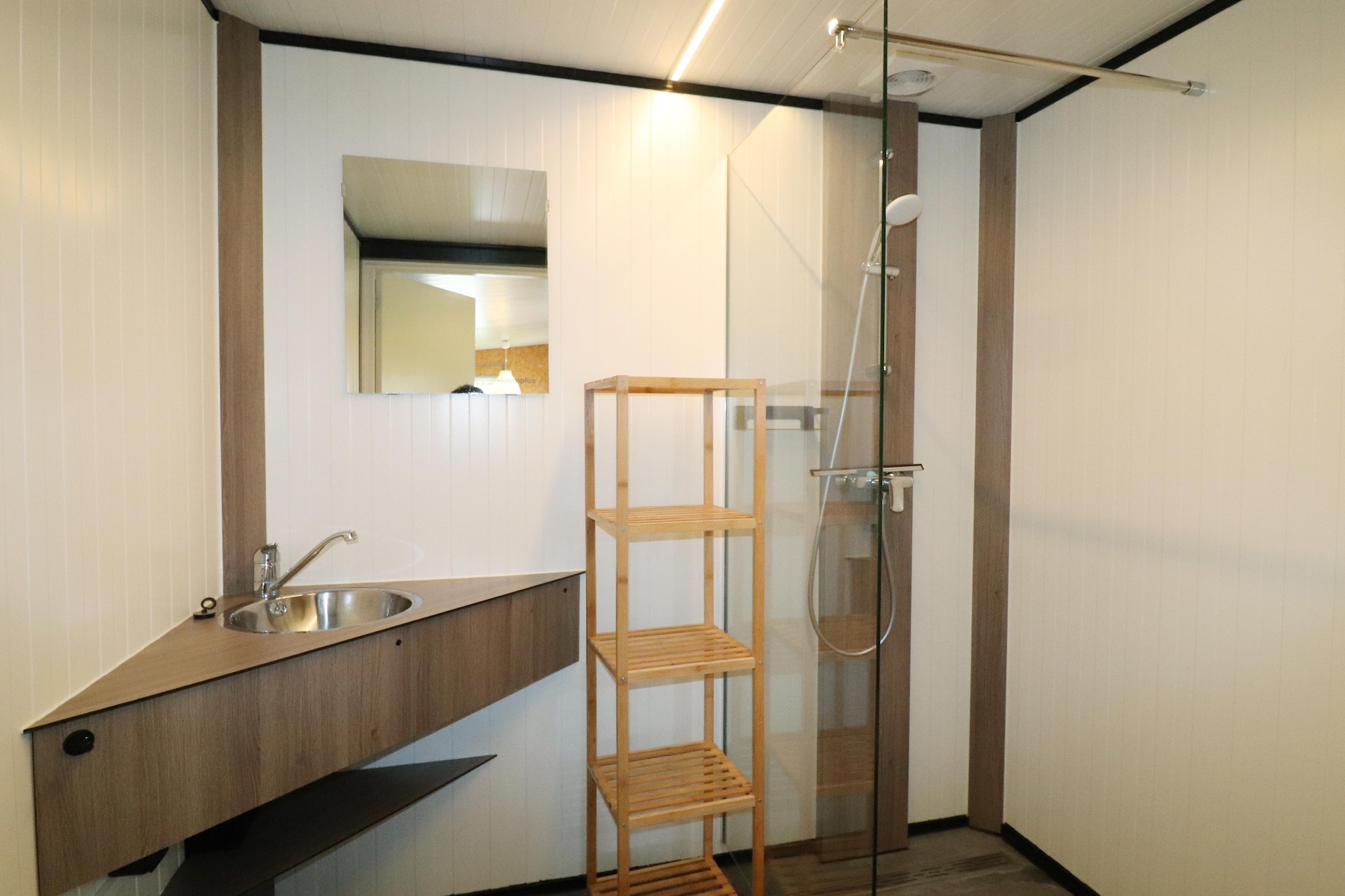 Cosy cabin 1-Badkamer