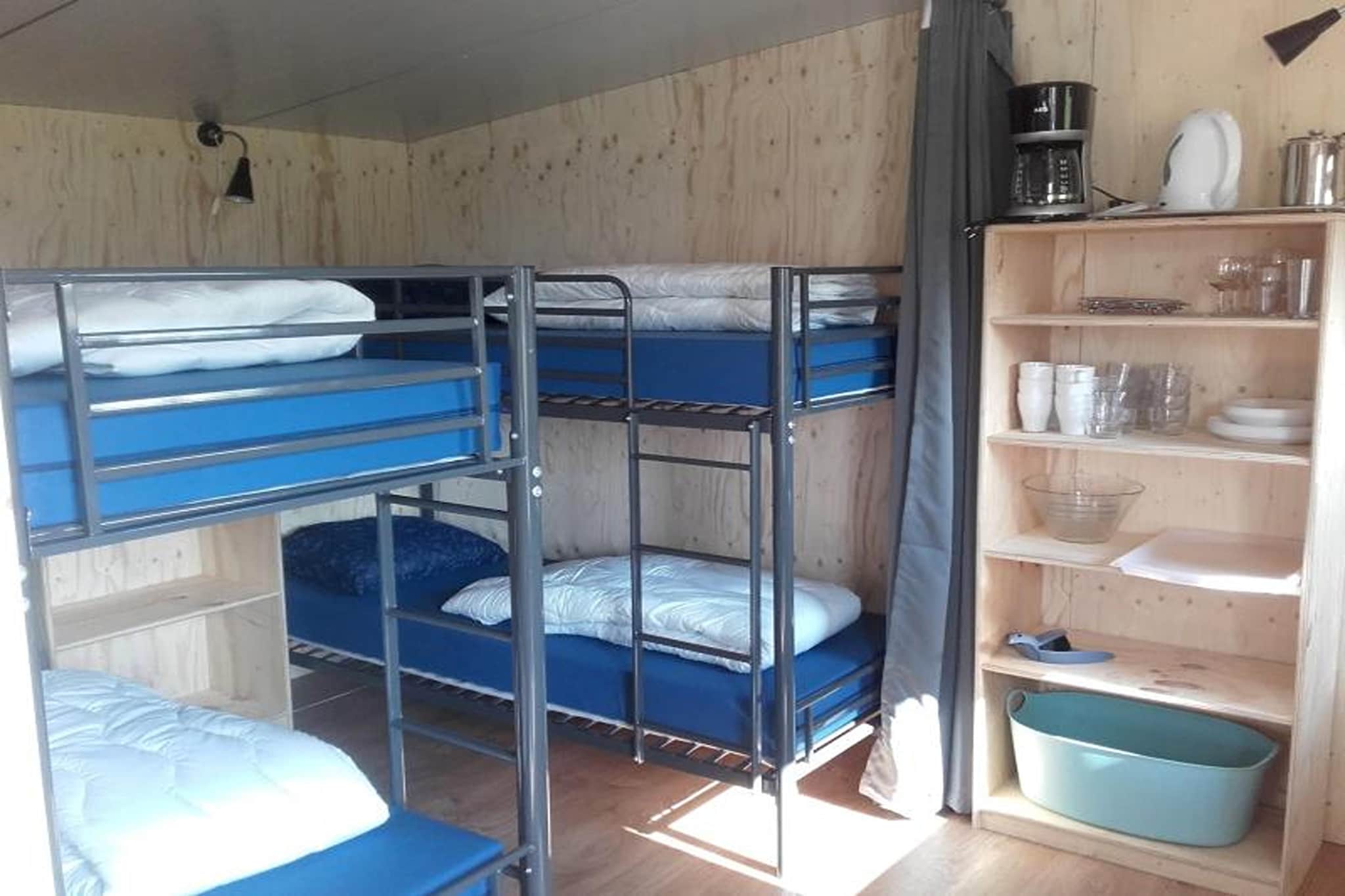 Cosy cabin 2