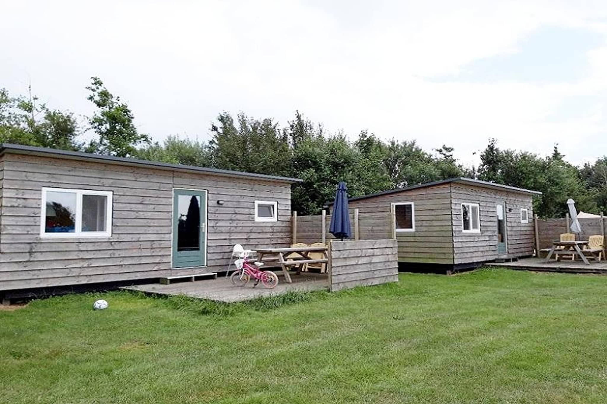 Cosy cabin 2-Buitenkant zomer