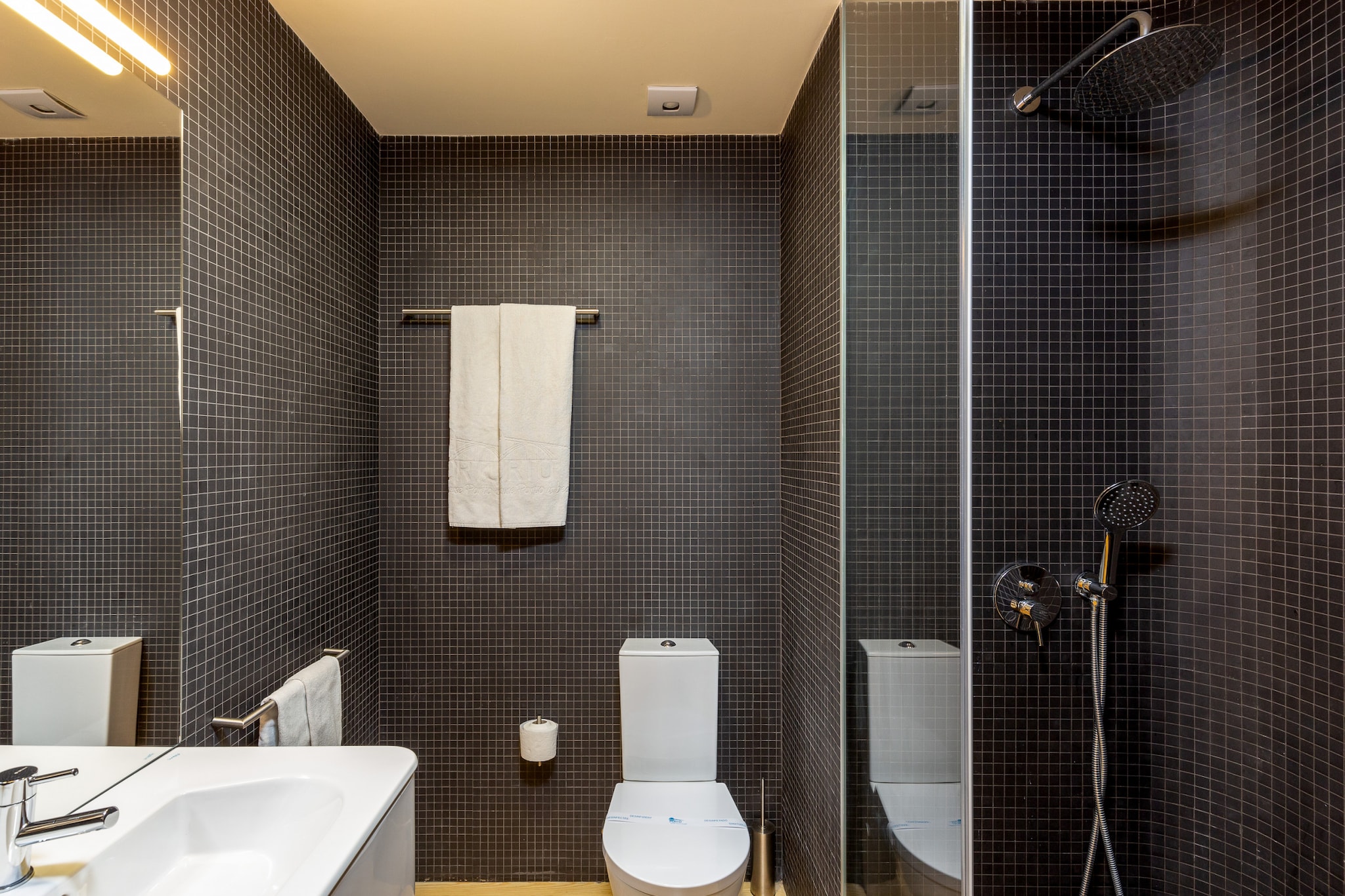 Feel Porto Codeçal Apartment 2.1-Badezimmer