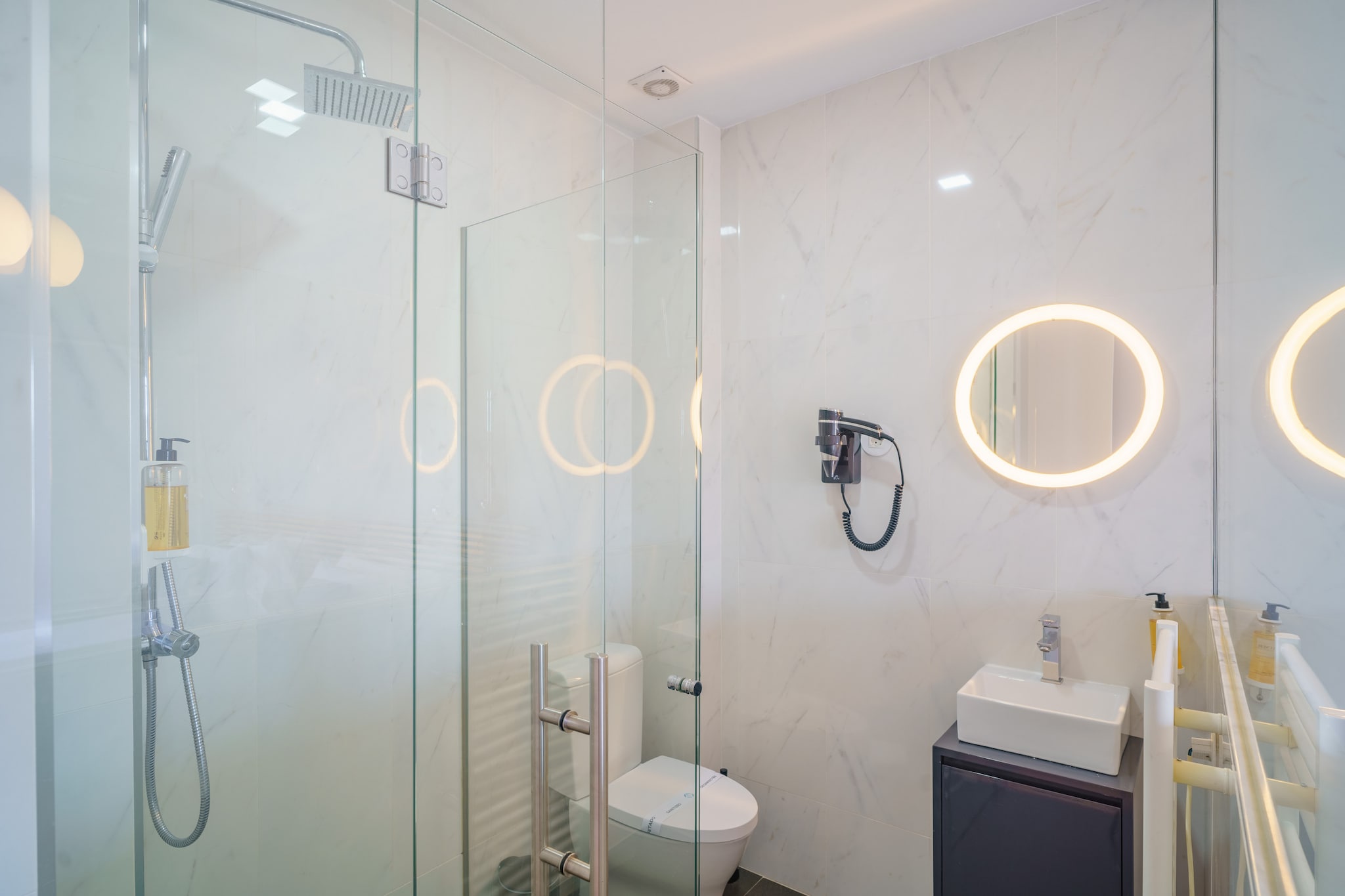 Feel Porto Downtown Couture-Badkamer