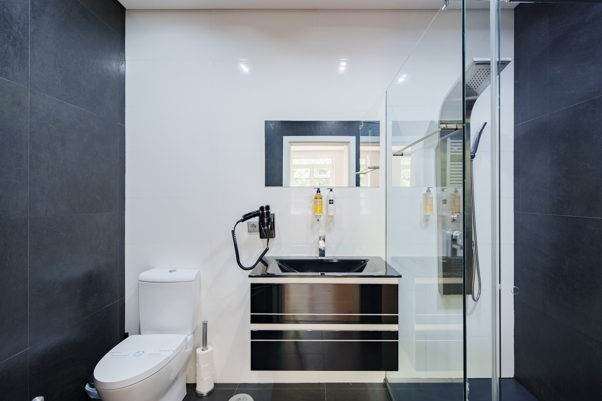 Feel Porto Downtown Essence-Badkamer