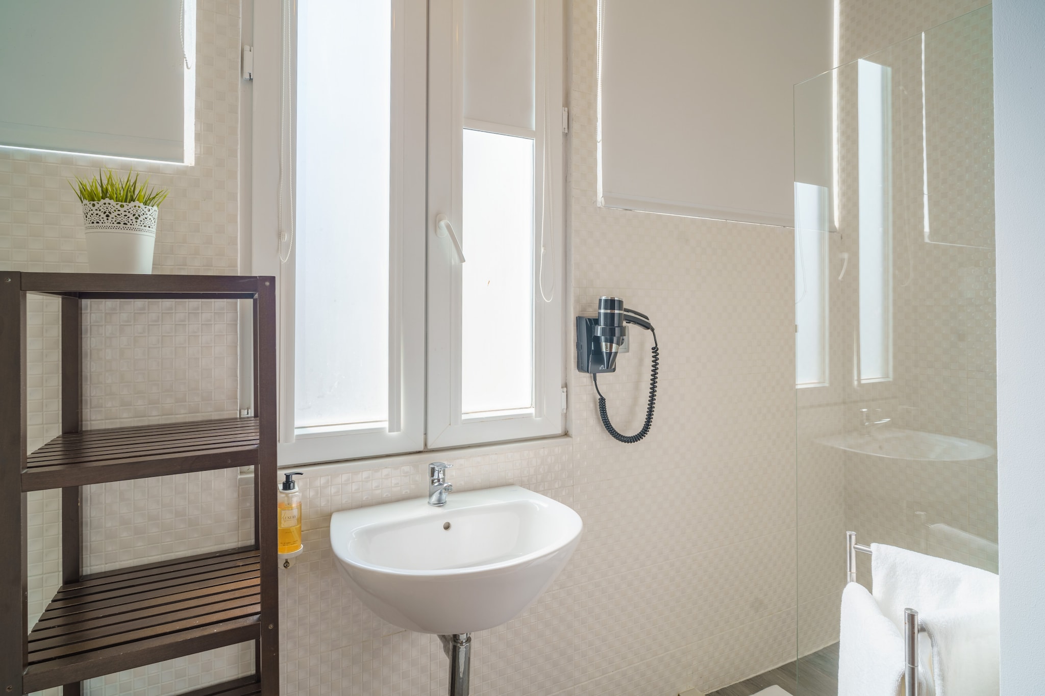 Feel Porto Downtown Poets Flat-Badkamer