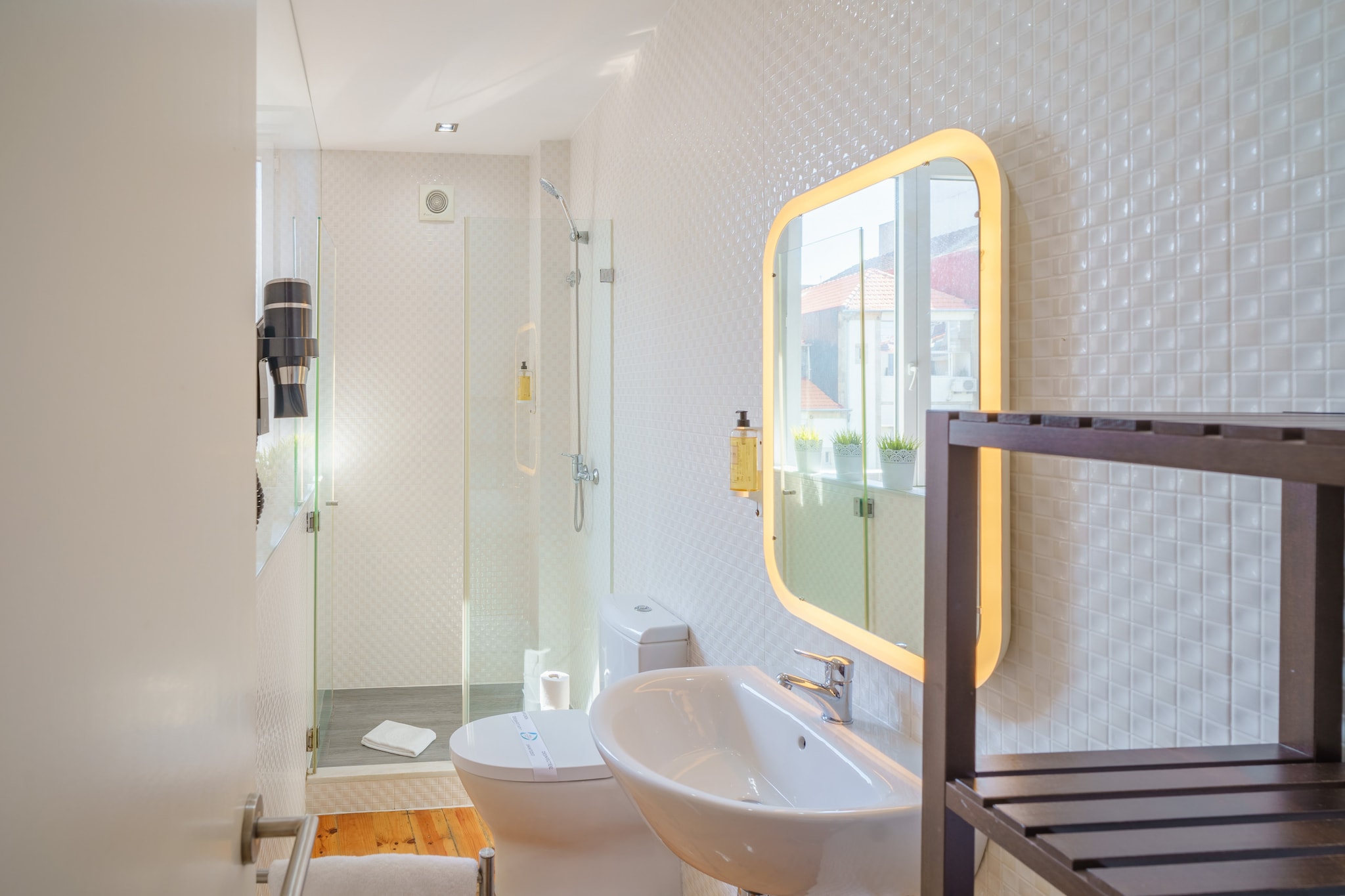 Feel Porto Downtown Poets Flat-Badkamer